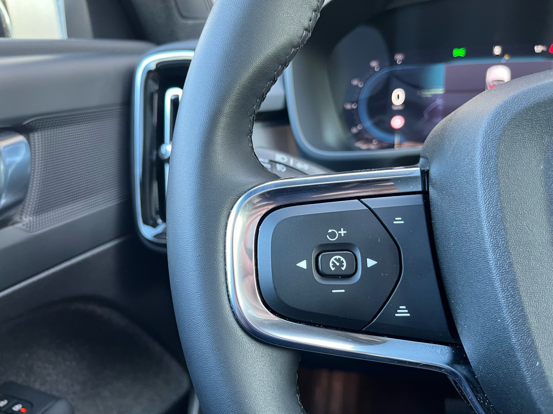 Billede af Volvo C40 Recharge Extended Range Plus 252HK 5d Aut.