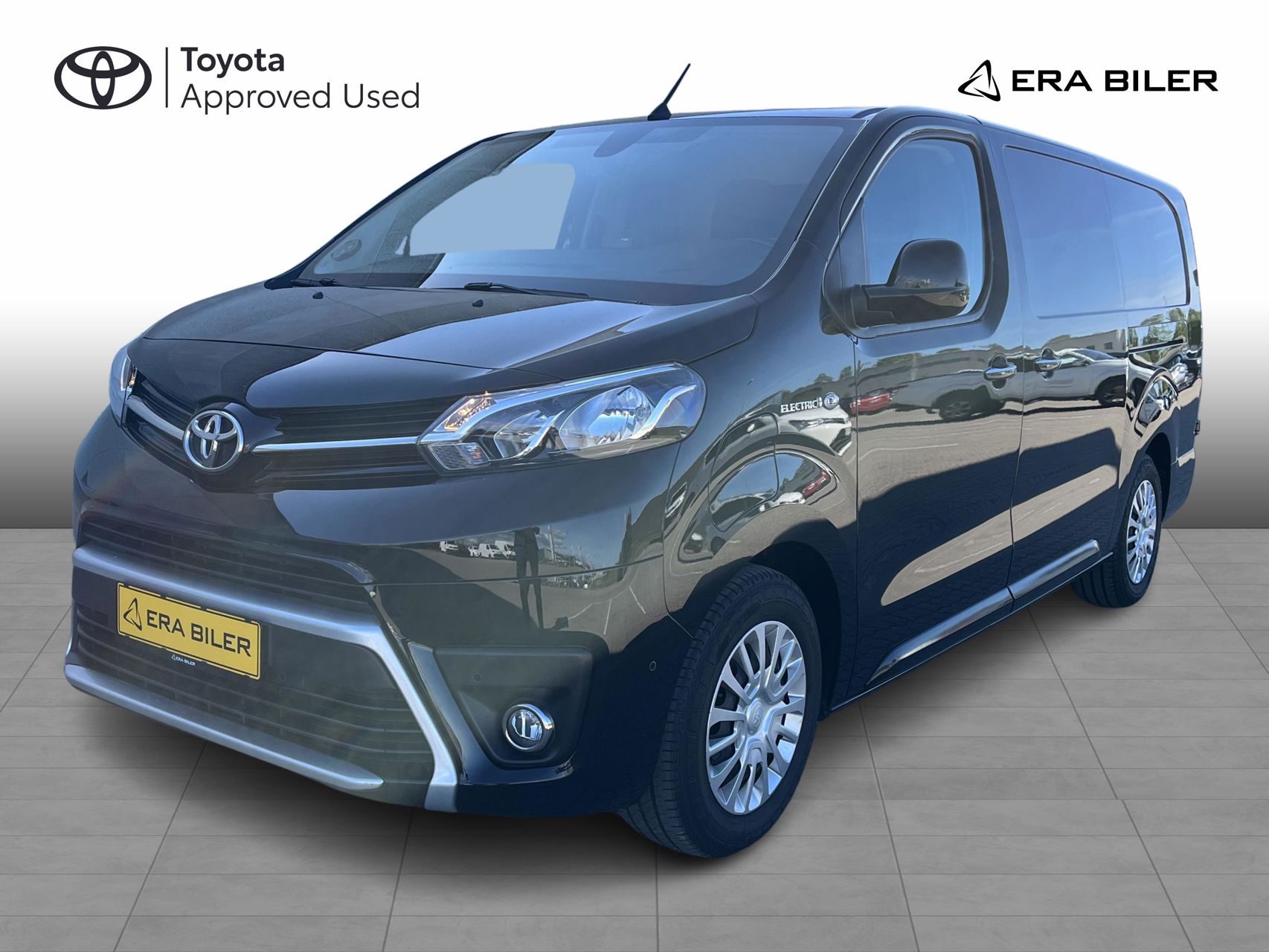 Billede af Toyota Proace Electric Long EL Comfort Master m/ 2 Skydedøre 136HK Van Aut.