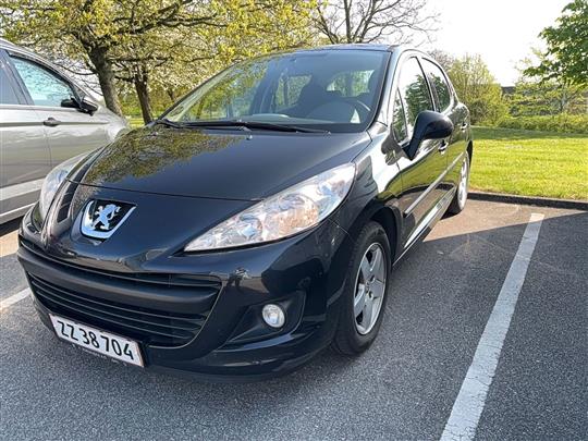 Peugeot 207 1,6 HDI Comfort Plus 90HK 3d