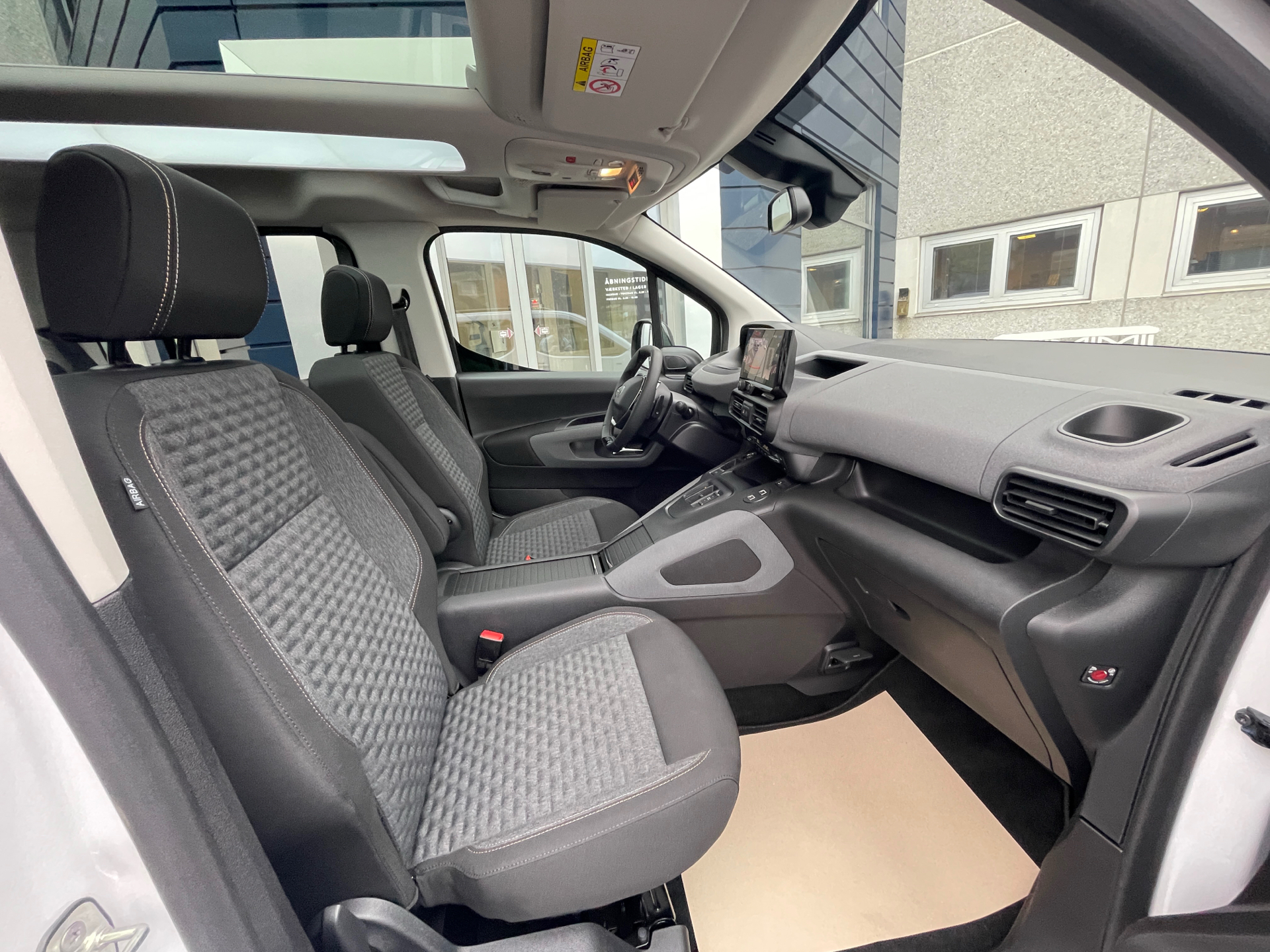 Billede af Peugeot e-Rifter L2 EL GT 156HK Aut.