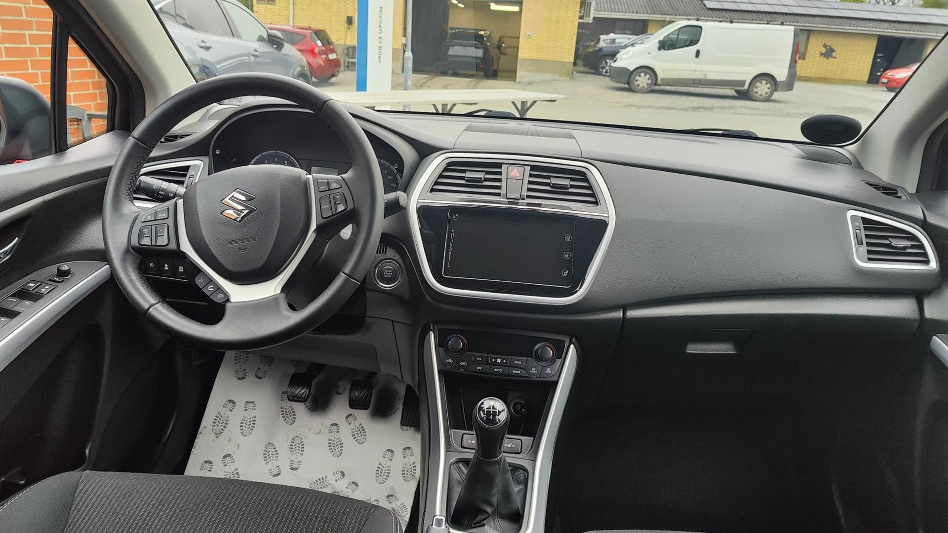 Billede af Suzuki S-Cross 1,0 Boosterjet Active 112HK 5d