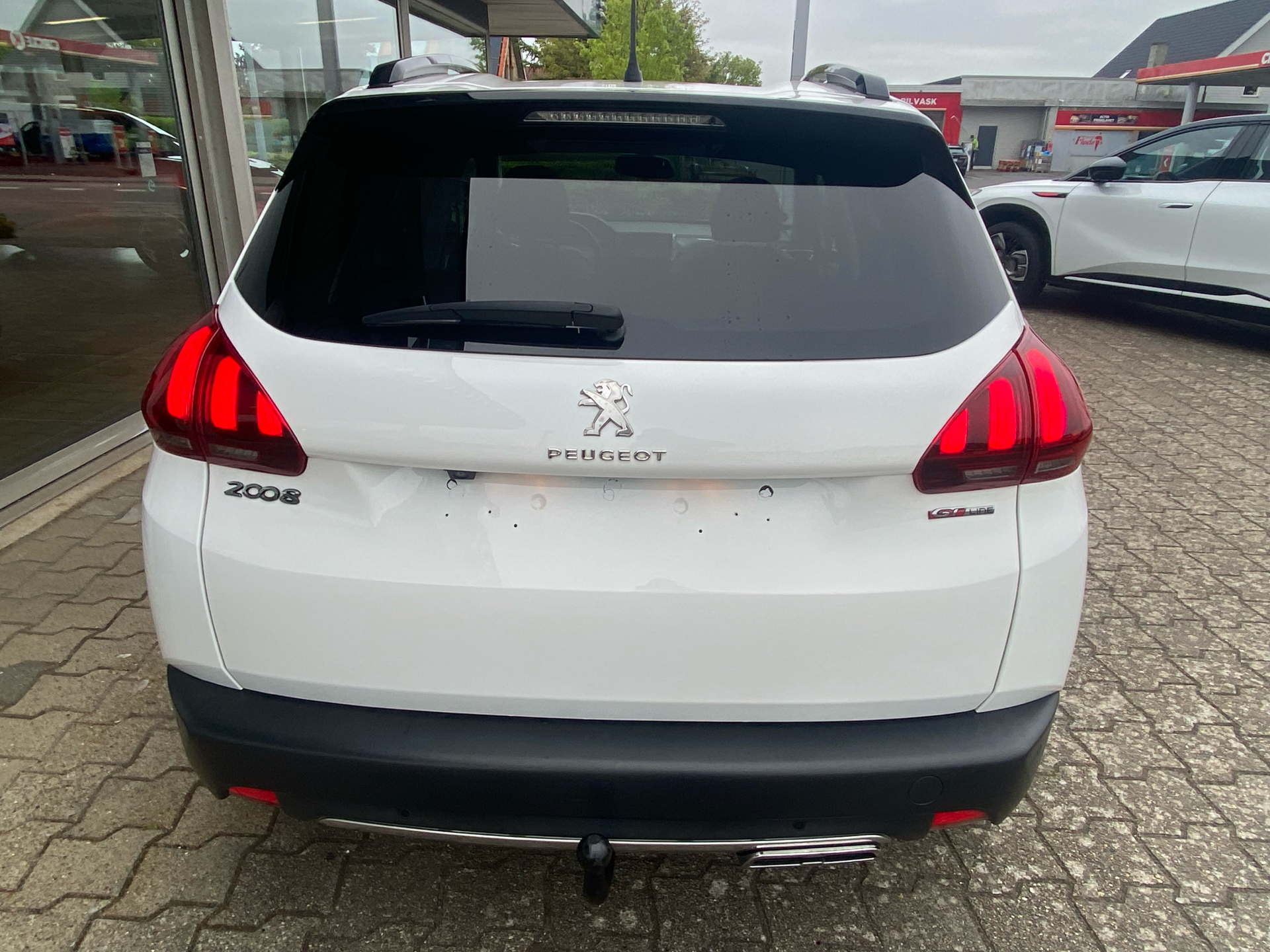 Billede af Peugeot 2008 1,5 BlueHDi GT Line Sky EAT6 120HK 5d 6g Aut.