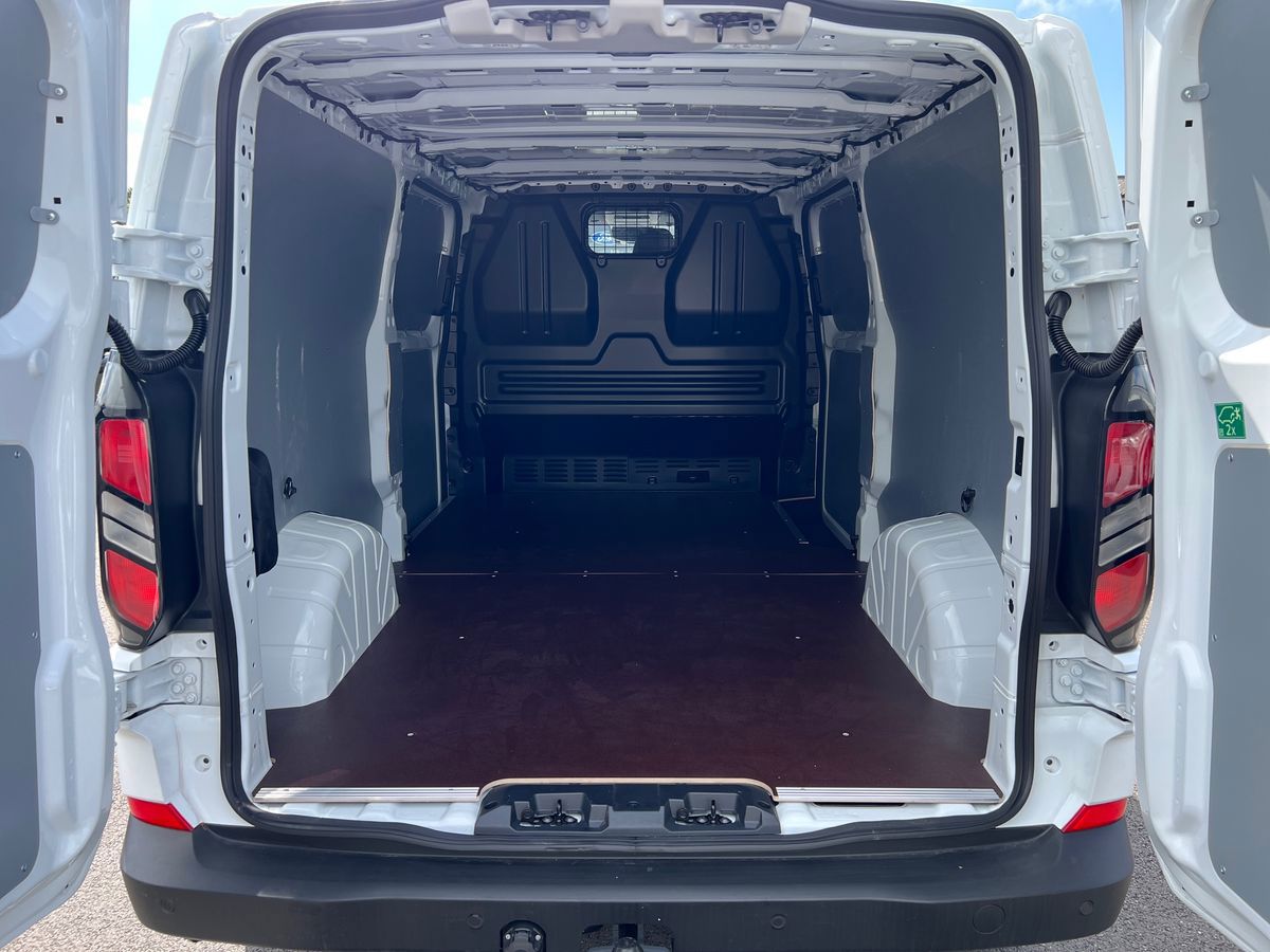 Billede af Ford Transit Custom 300 L2H1 2,0 EcoBlue Trend 136HK Van 8g Aut.