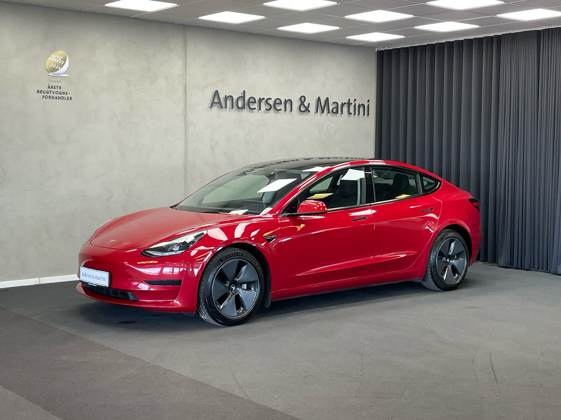 Billede af Tesla Model 3 EL Standard Range Plus 325HK Aut.