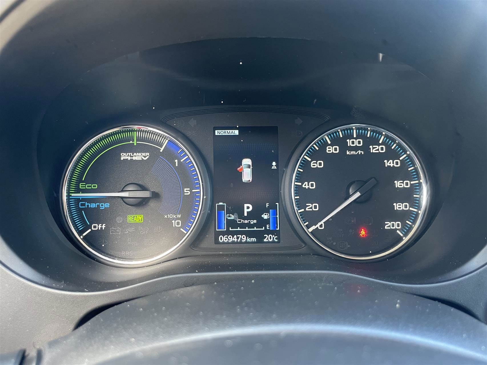 Billede af Mitsubishi Outlander 2,4 PHEV  Plugin-hybrid Inform+ 4WD 224HK 5d 6g Trinl. Gear