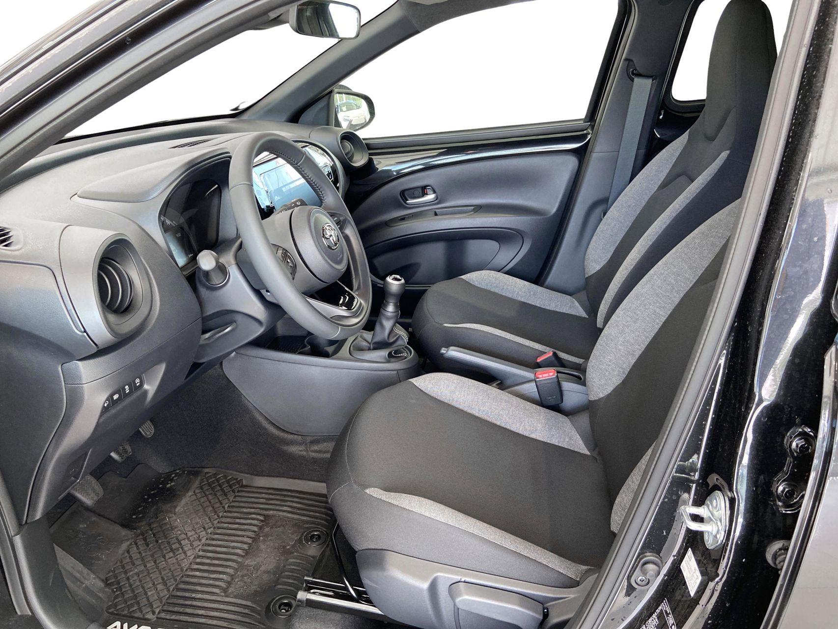 Billede af Toyota Aygo X 1,0 VVT-I Active 72HK 5d