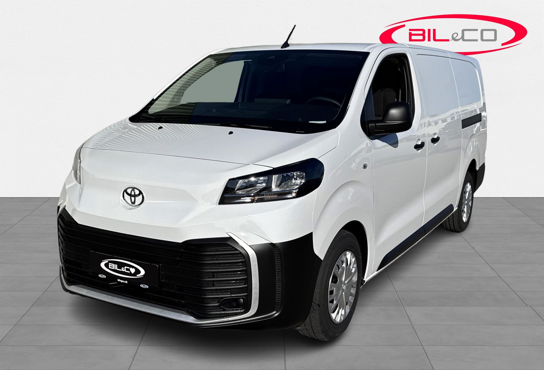 Billede af Toyota Proace Long 2,0 D Comfort Master To skydedør 144HK Van 8g Aut.