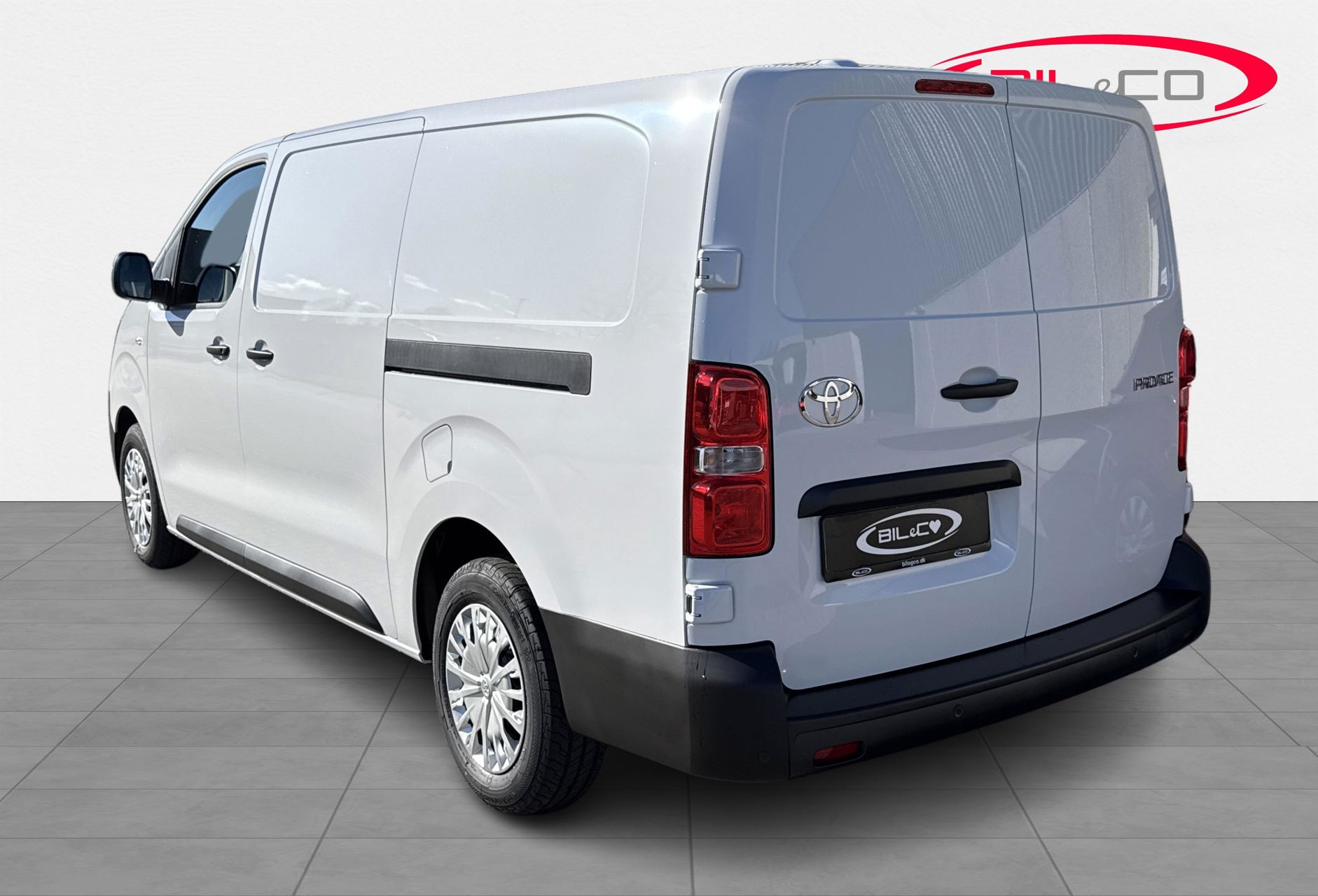 Billede af Toyota Proace 2.0D 144hk Long/To skydedøre aut. gear Comfort Master