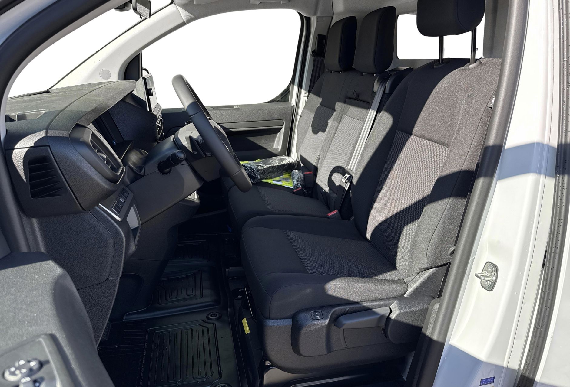 Billede af Toyota Proace 2.0D 144hk Long/To skydedøre aut. gear Comfort Master