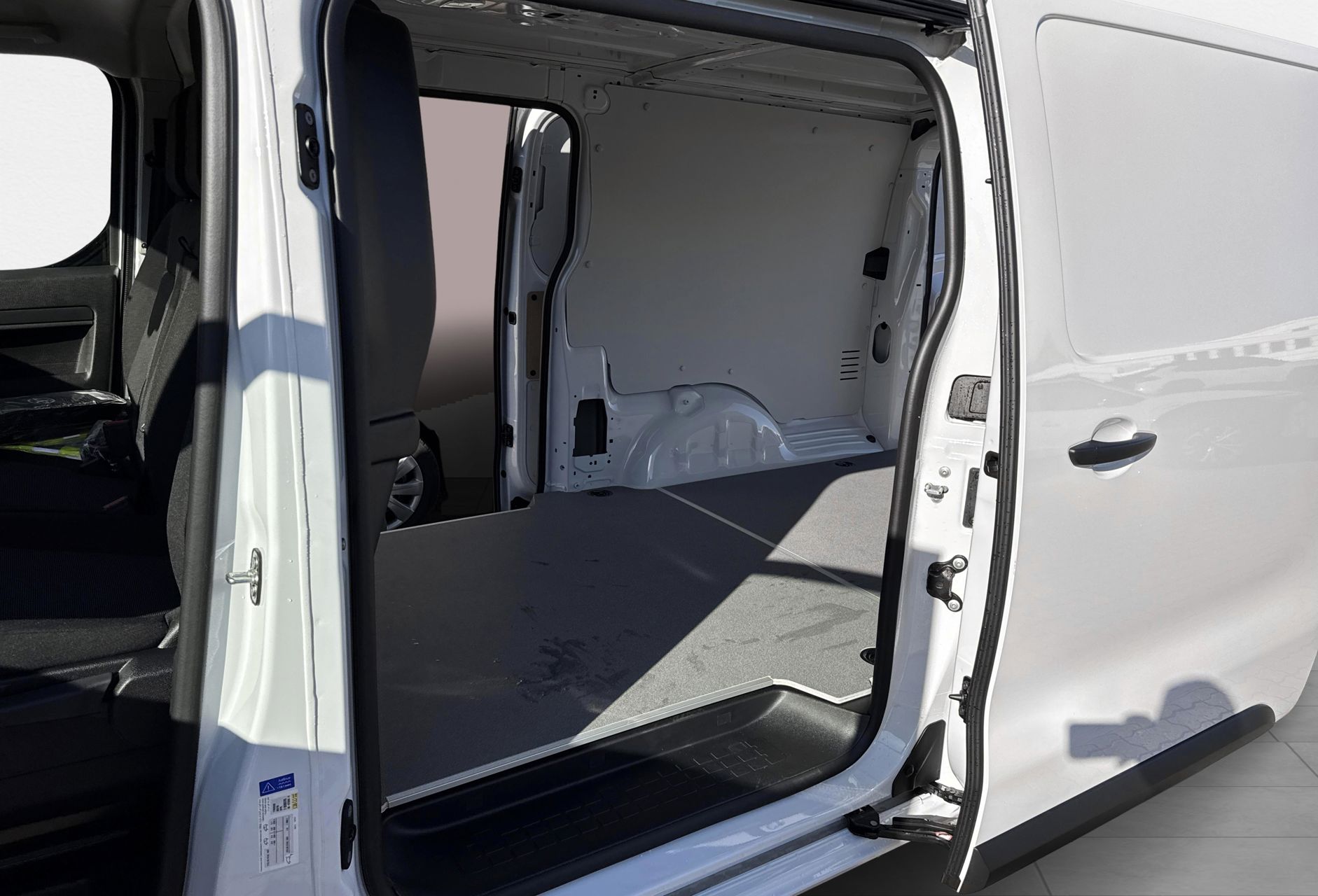 Billede af Toyota Proace 2.0D 144hk Long/To skydedøre aut. gear Comfort Master