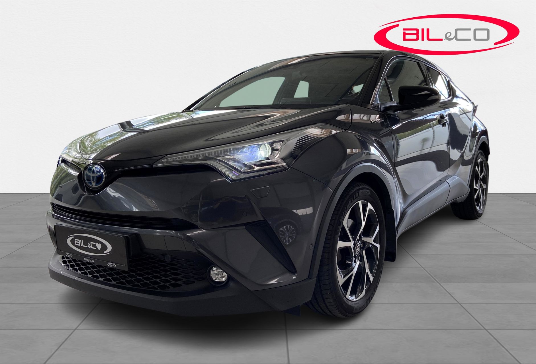 Billede af Toyota C-HR 1,8 Hybrid C-LUB Premium Selected Bi-tone Multidrive S 122HK 5d Aut.