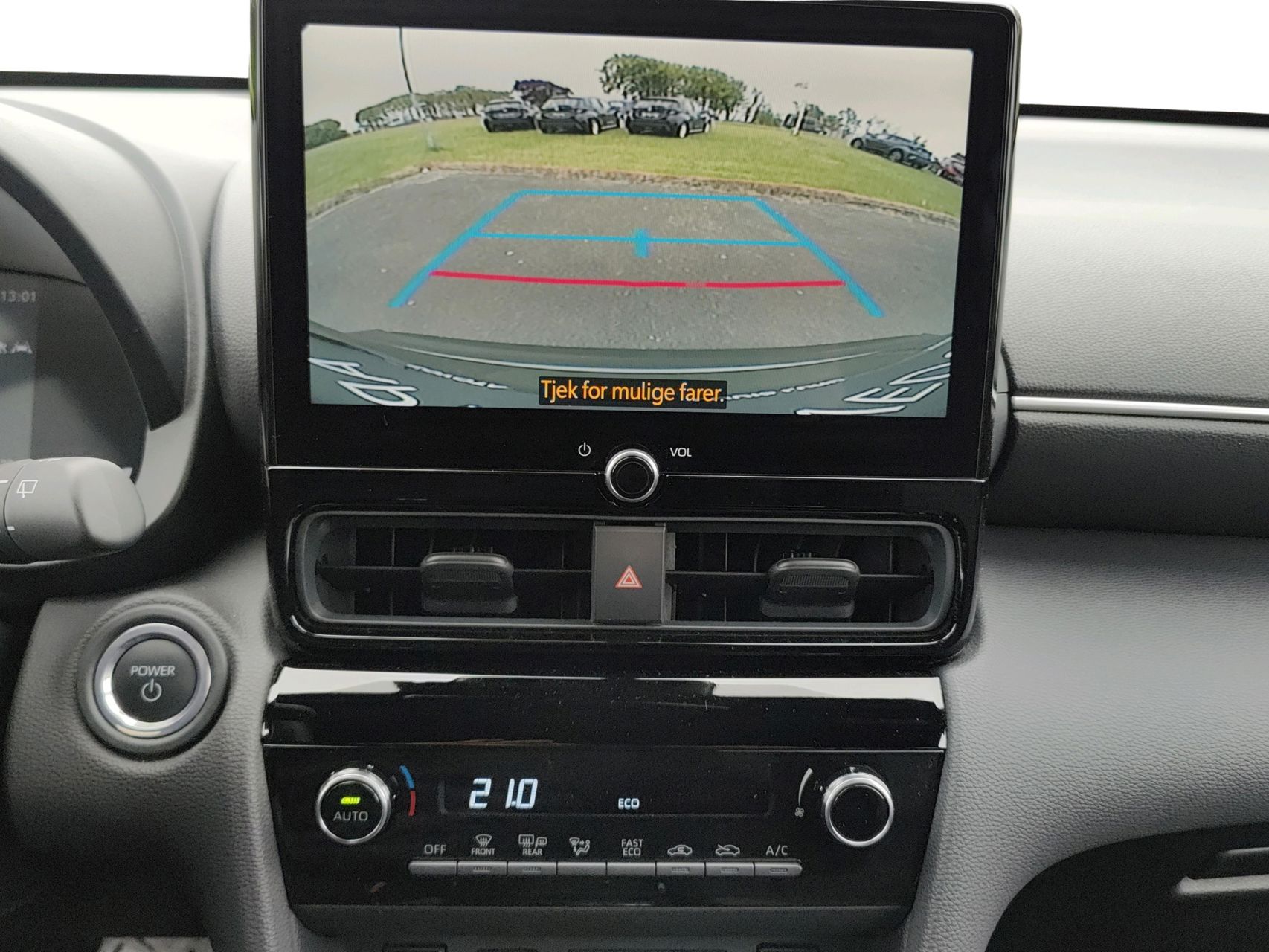 Billede af Toyota Yaris Cross 1,5 Hybrid Style Comfort 116HK 5d Trinl. Gear