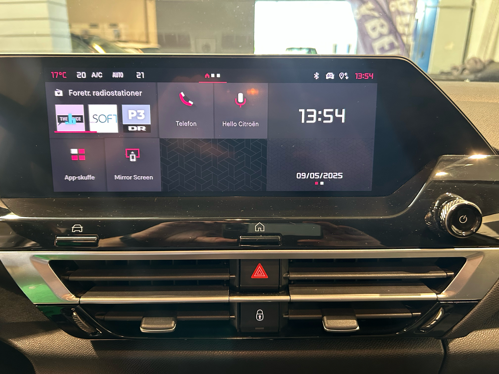 Billede af Citroën C4 X 1,2 PureTech Chevron Sport EAT8 130HK 5d 8g Aut.