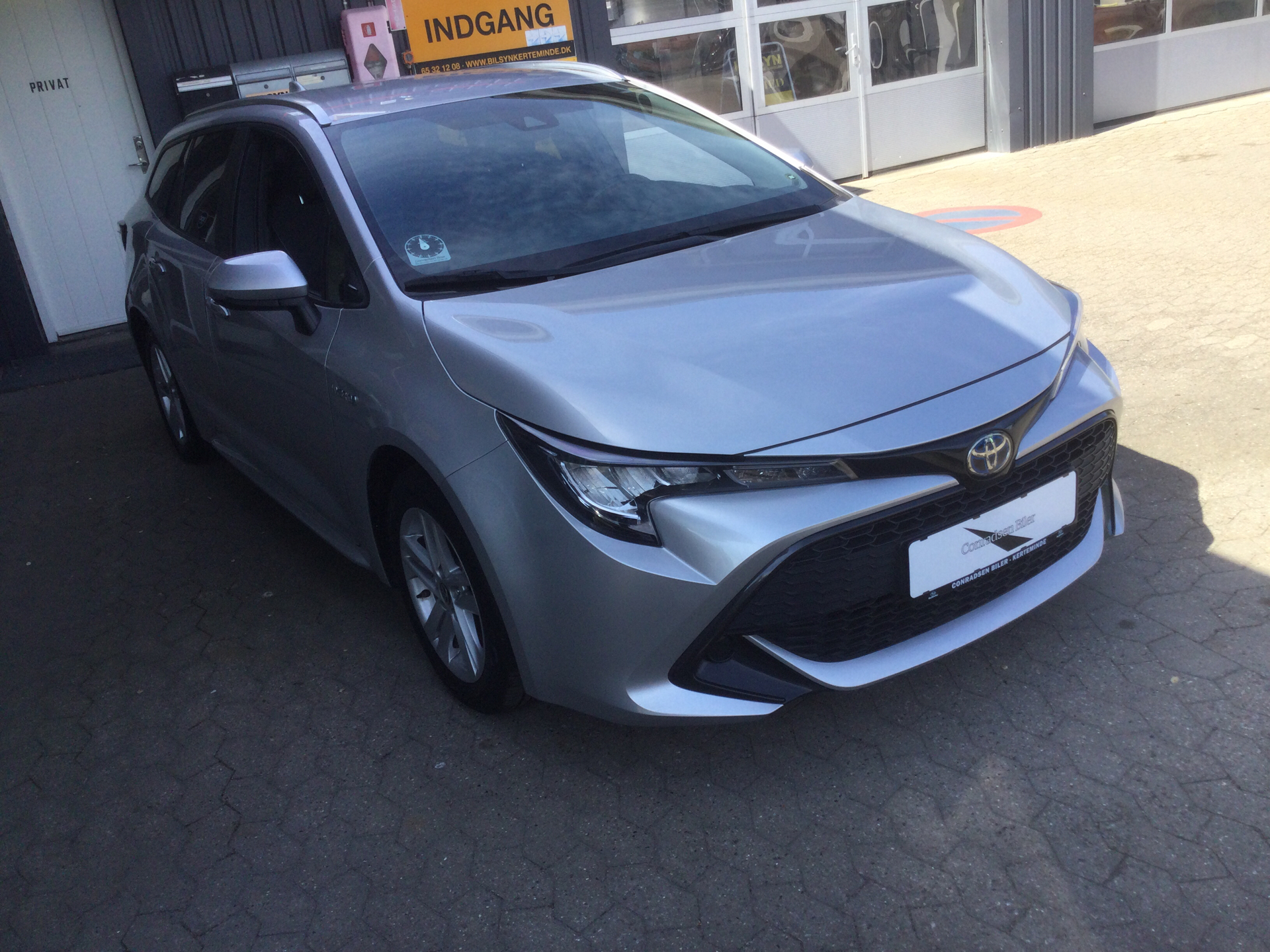 Billede af Toyota Corolla Touring Sports 1,8 Hybrid Active E-CVT 122HK Stc Trinl. Gear