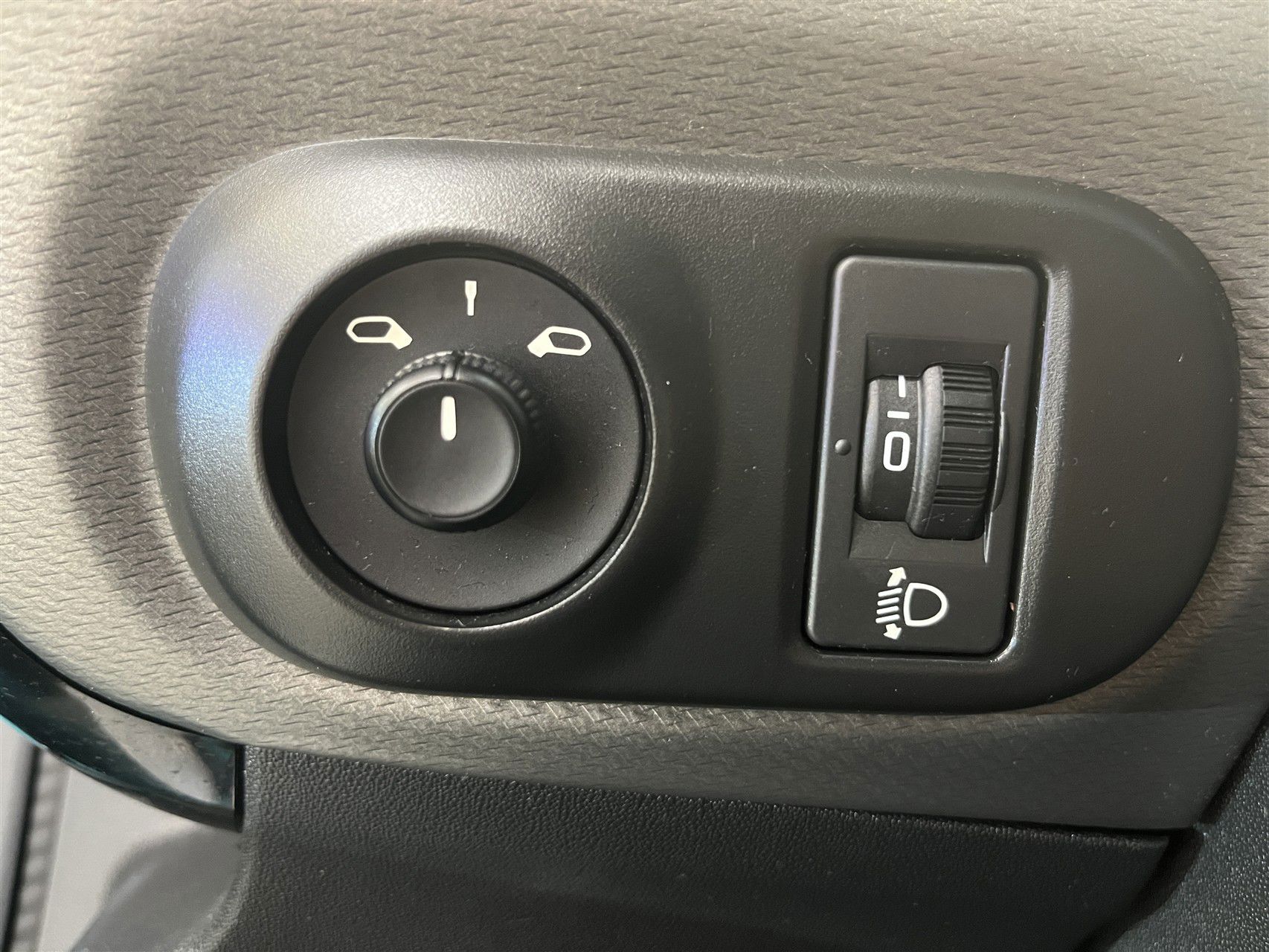 Billede af Citroën C4 Cactus 1,6 Blue HDi Shine ETG6 start/stop 100HK 5d 6g Aut.