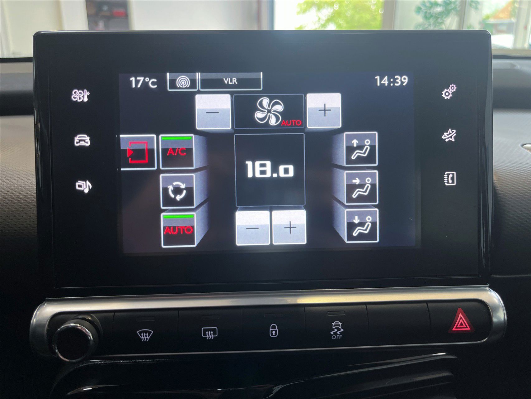 Billede af Citroën C4 Cactus 1,6 Blue HDi Shine ETG6 start/stop 100HK 5d 6g Aut.