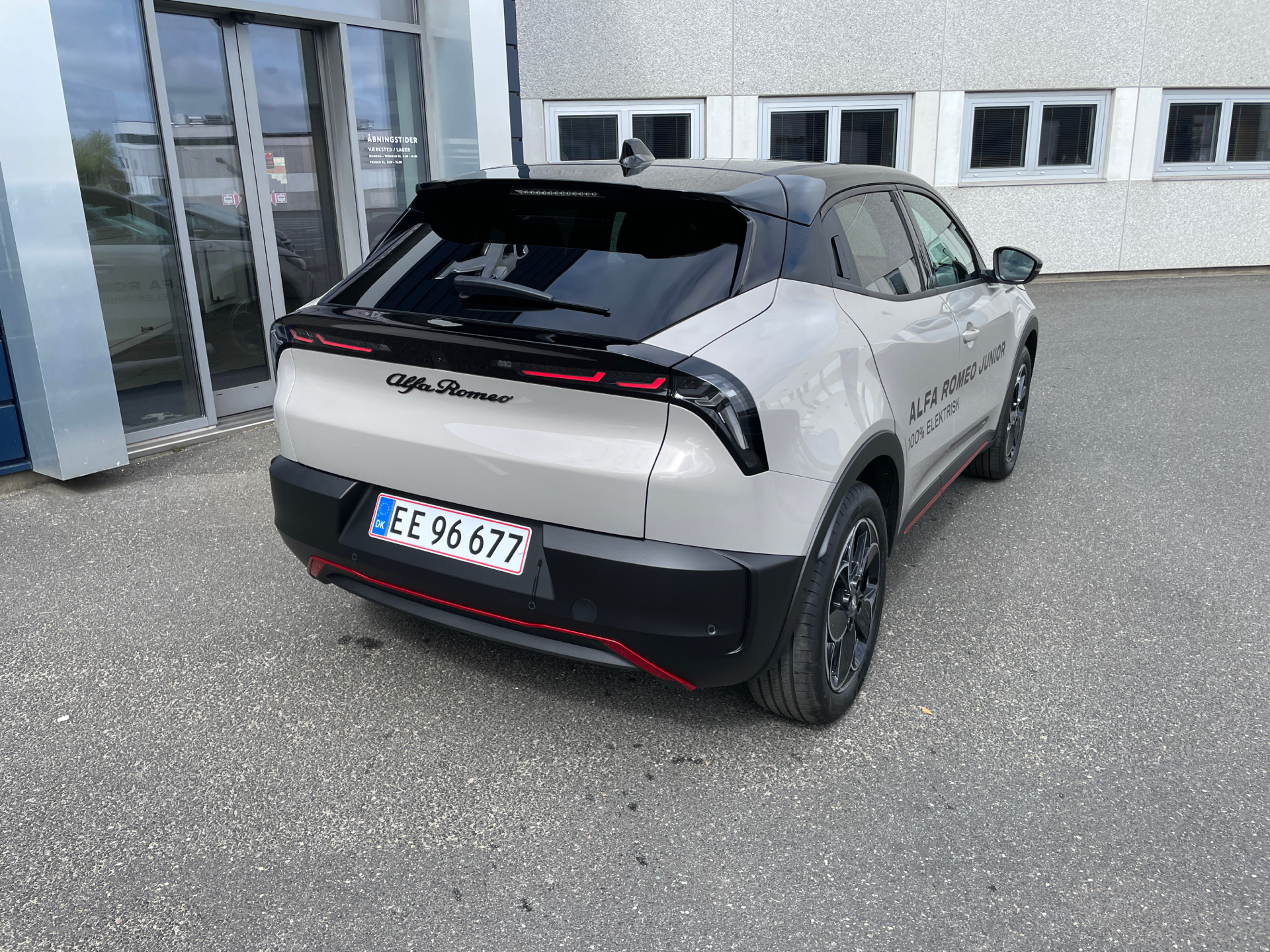 Billede af Alfa Romeo Junior EL Speciale 156HK 5d Aut.