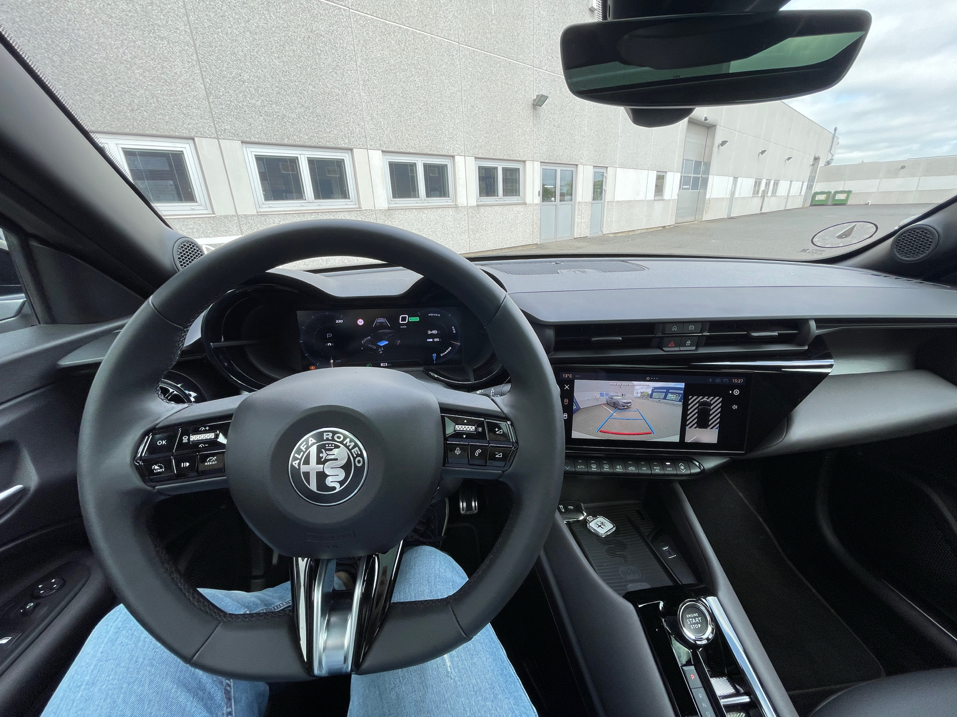 Billede af Alfa Romeo Junior EL Speciale 156HK 5d Aut.