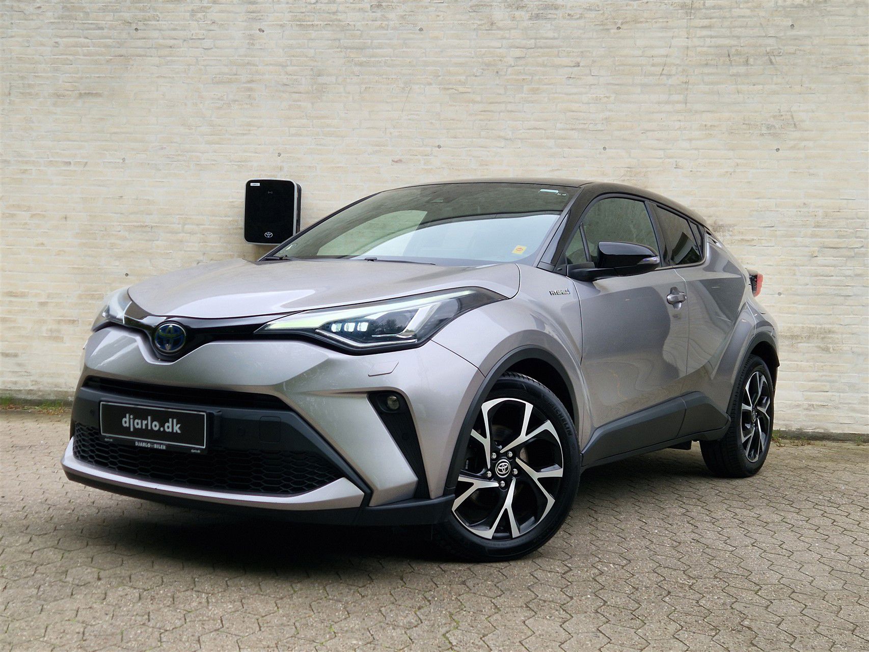 Billede af Toyota C-HR 1,8 Hybrid C-LUB Business Premium Multidrive S 122HK 5d Aut.