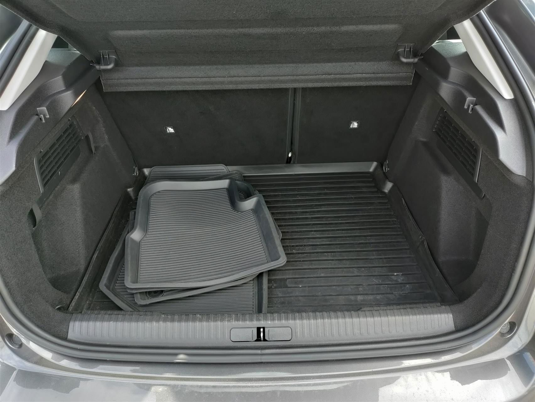 Billede af Citroën C4 1,2 PureTech Concorde EAT8 130HK 5d 8g Aut.