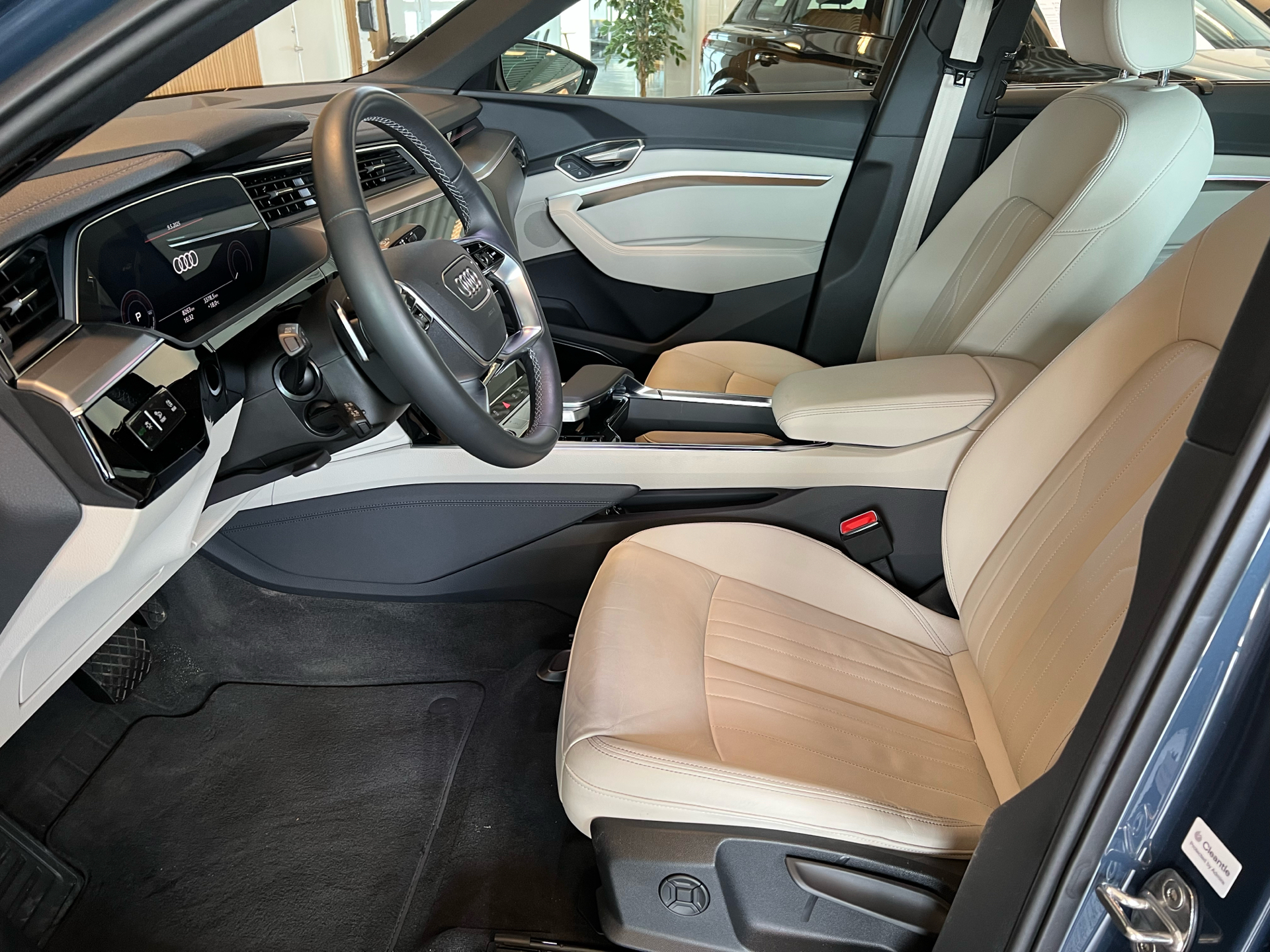 Billede af Audi Q8 Sportback 50 E-tron Prestige Quattro 340HK 5d Aut.