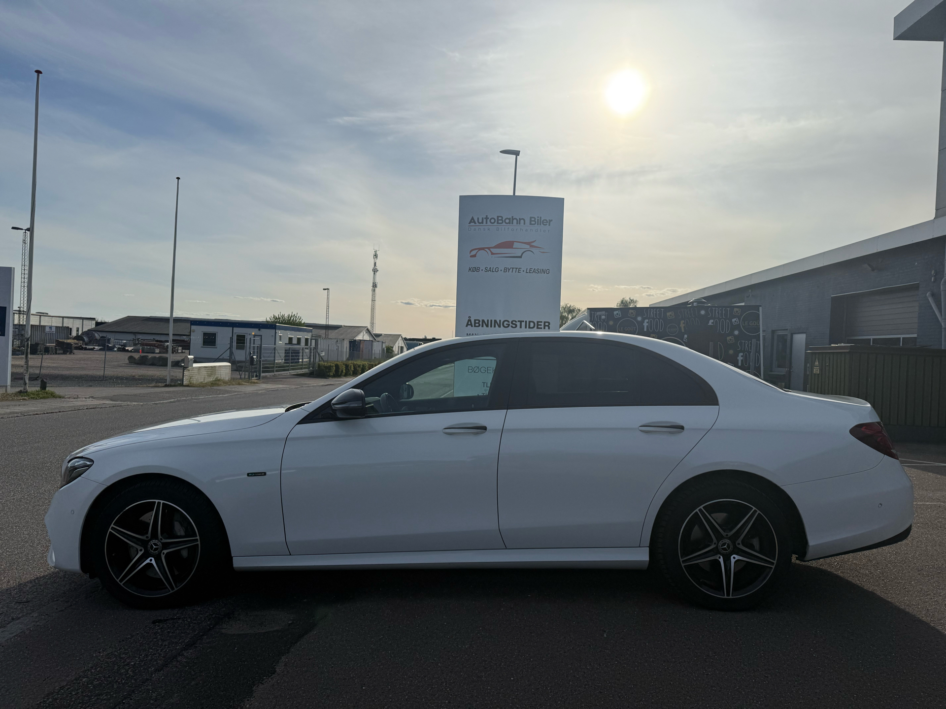 Billede af Mercedes-Benz E300 de 2,0 Plugin-hybrid AMG Line 9G-Tronic 306HK 9g Aut.