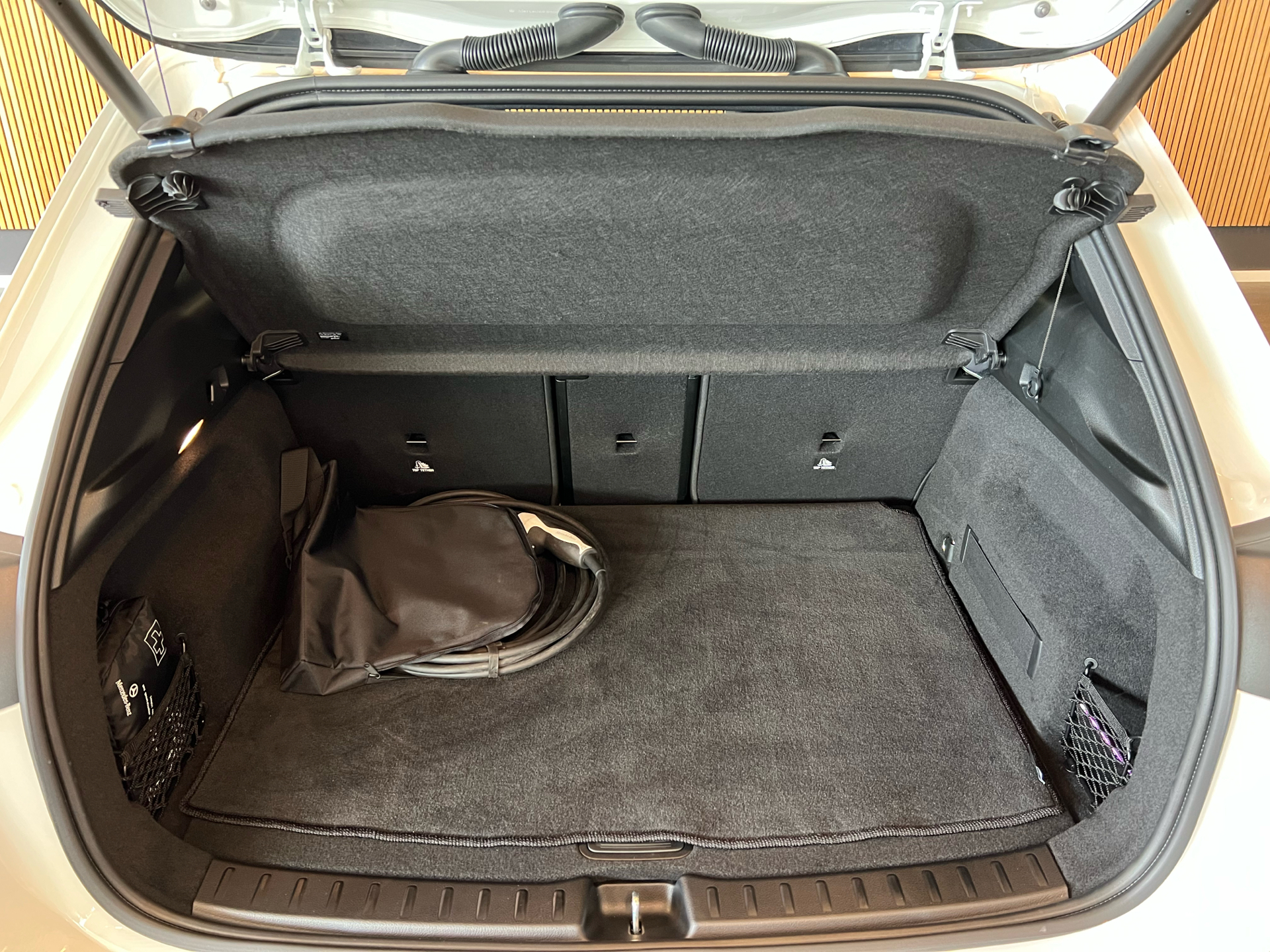 Billede af Mercedes-Benz EQA 250 EL Progressive 190HK 5d Aut.