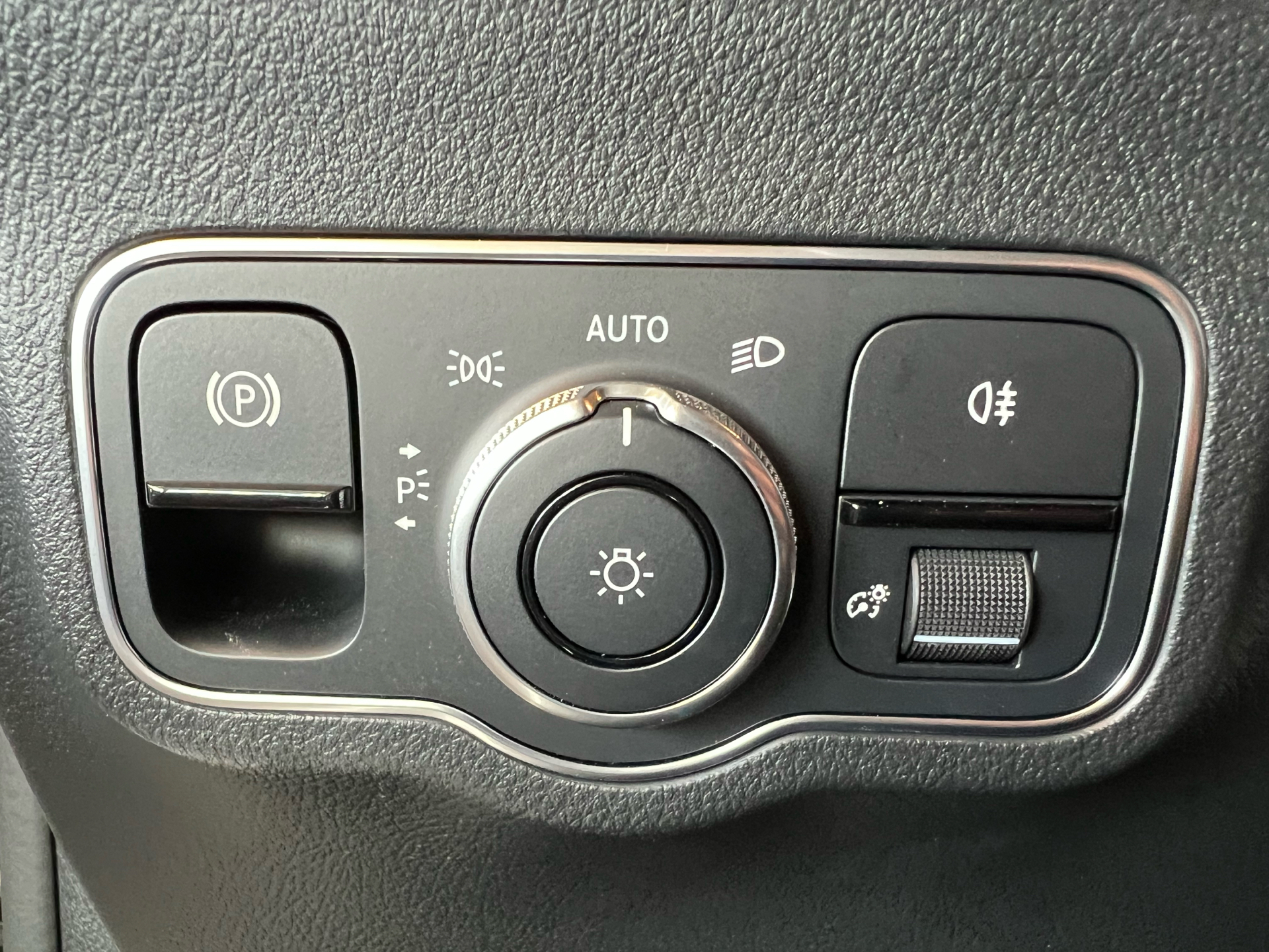 Billede af Mercedes-Benz EQA 250 EL Progressive 190HK 5d Aut.