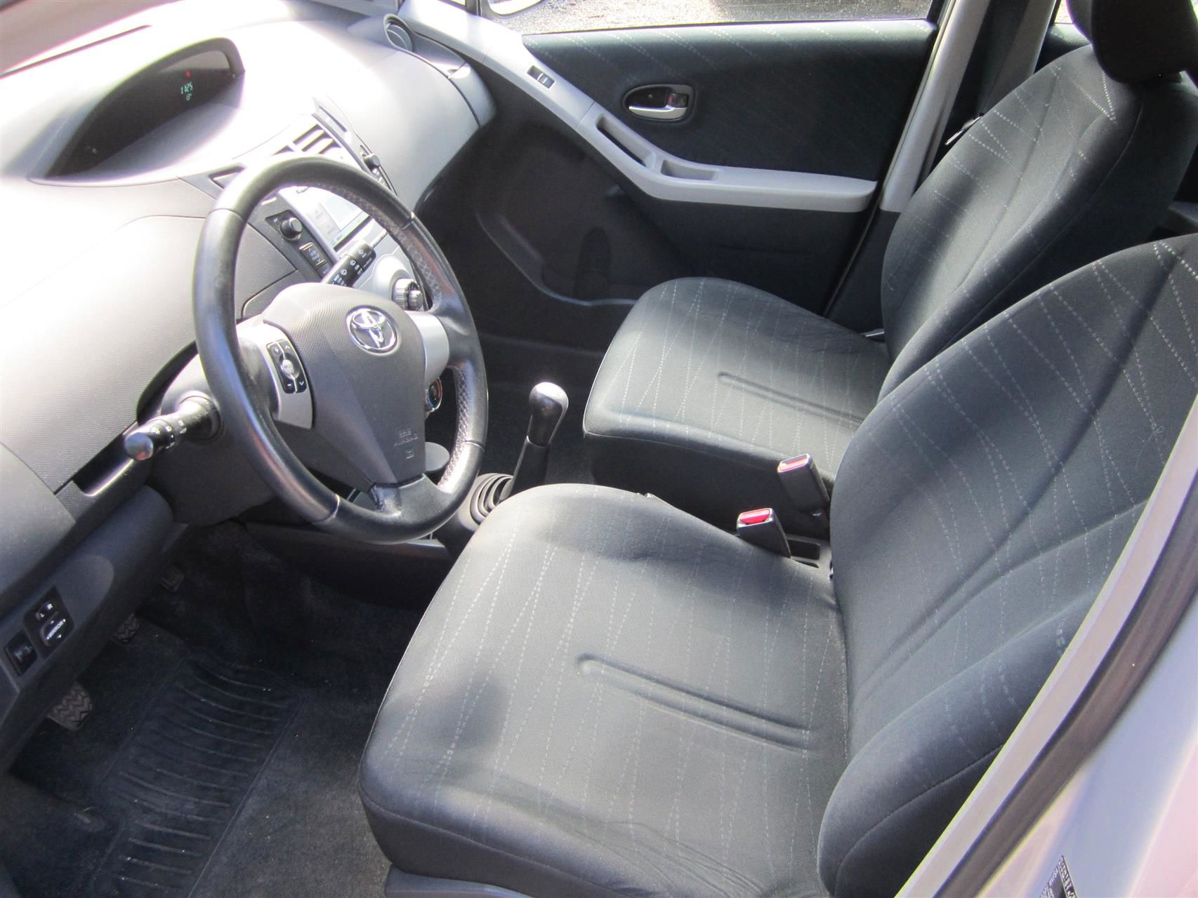 Billede af Toyota Yaris 1,4 D-4D Linea Terra 90HK 5d