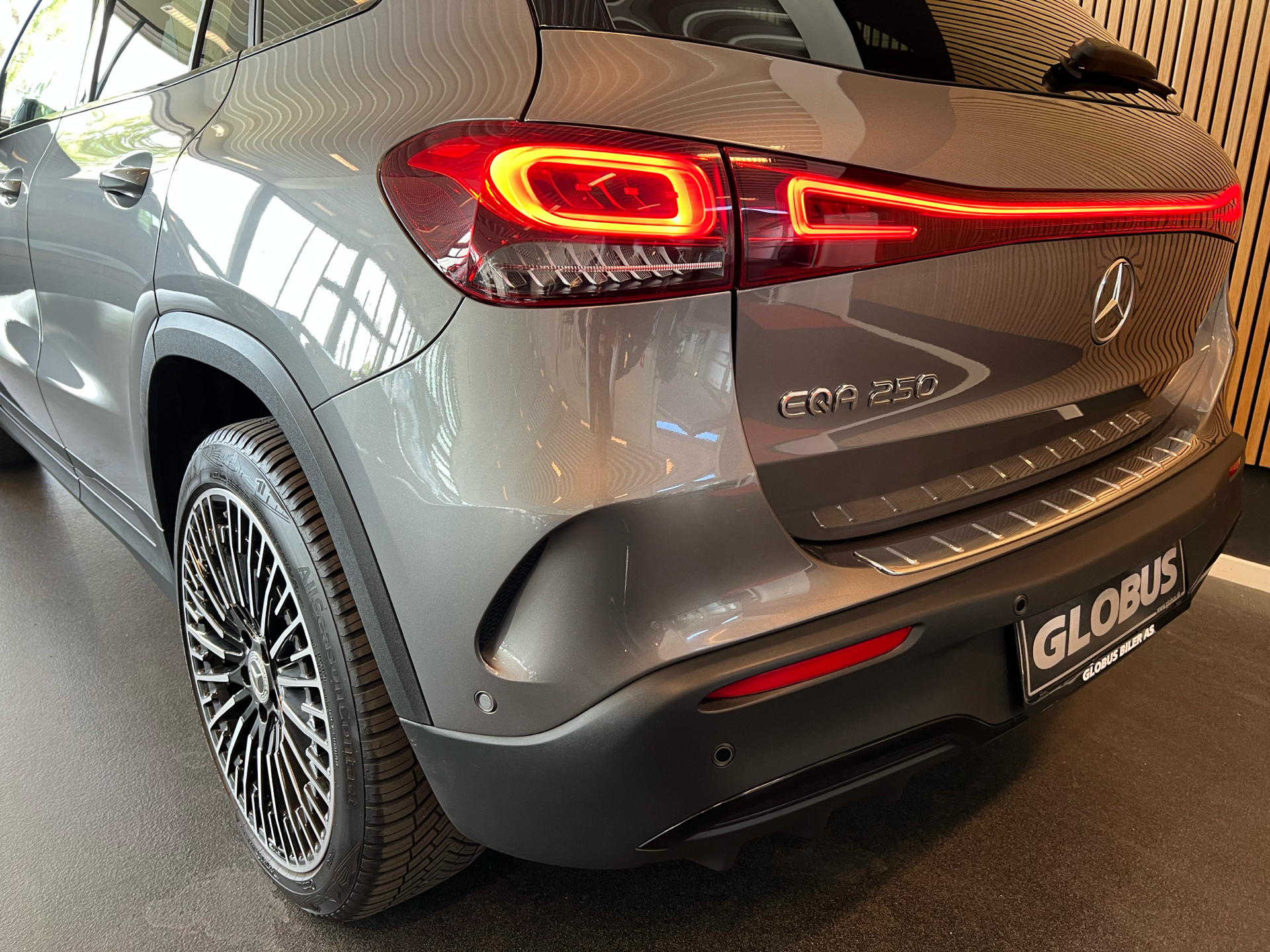 Billede af Mercedes-Benz EQA 250 EL AMG Premium 190HK 5d Aut.