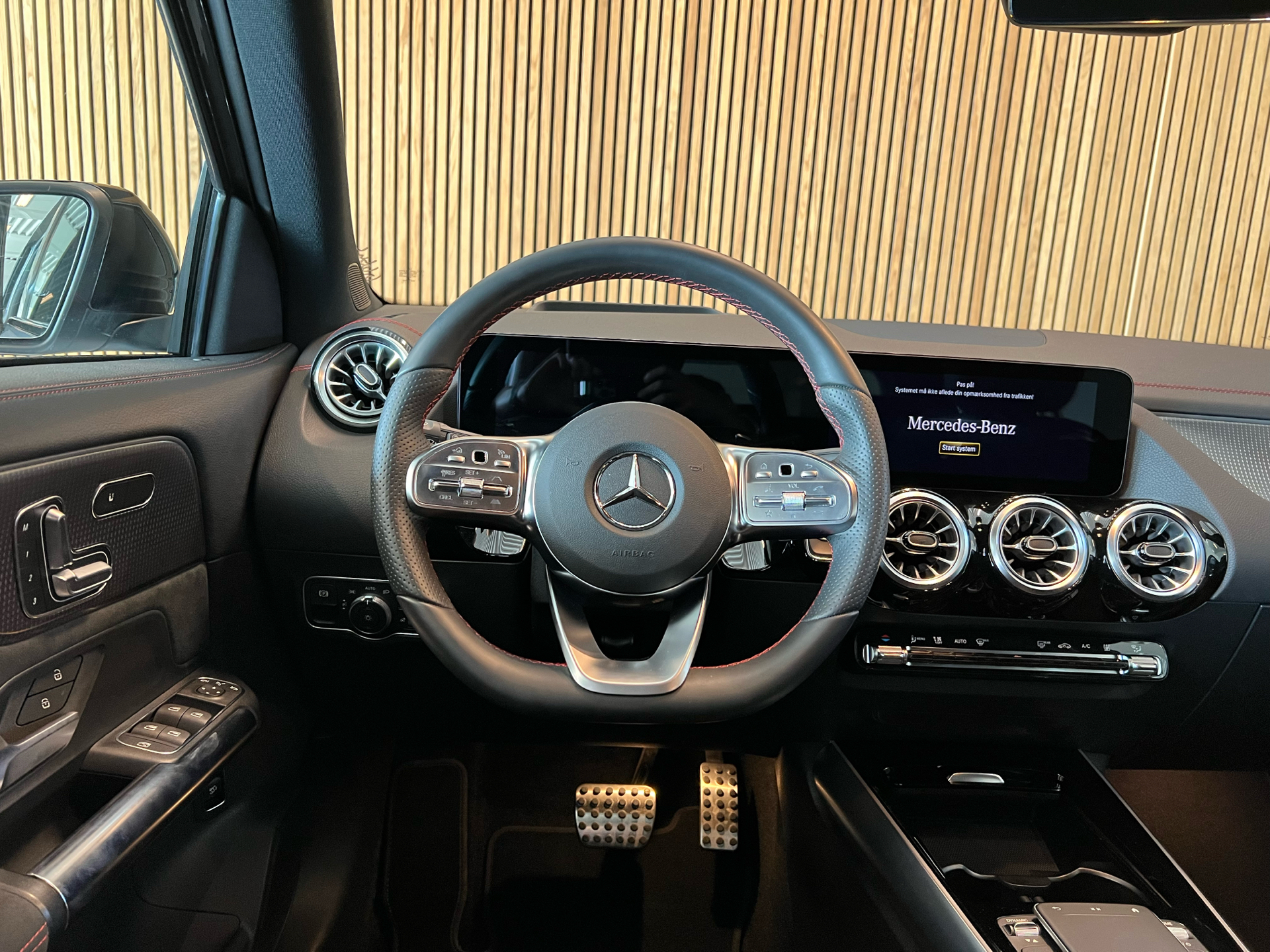 Billede af Mercedes-Benz EQA 250 EL AMG Premium 190HK 5d Aut.