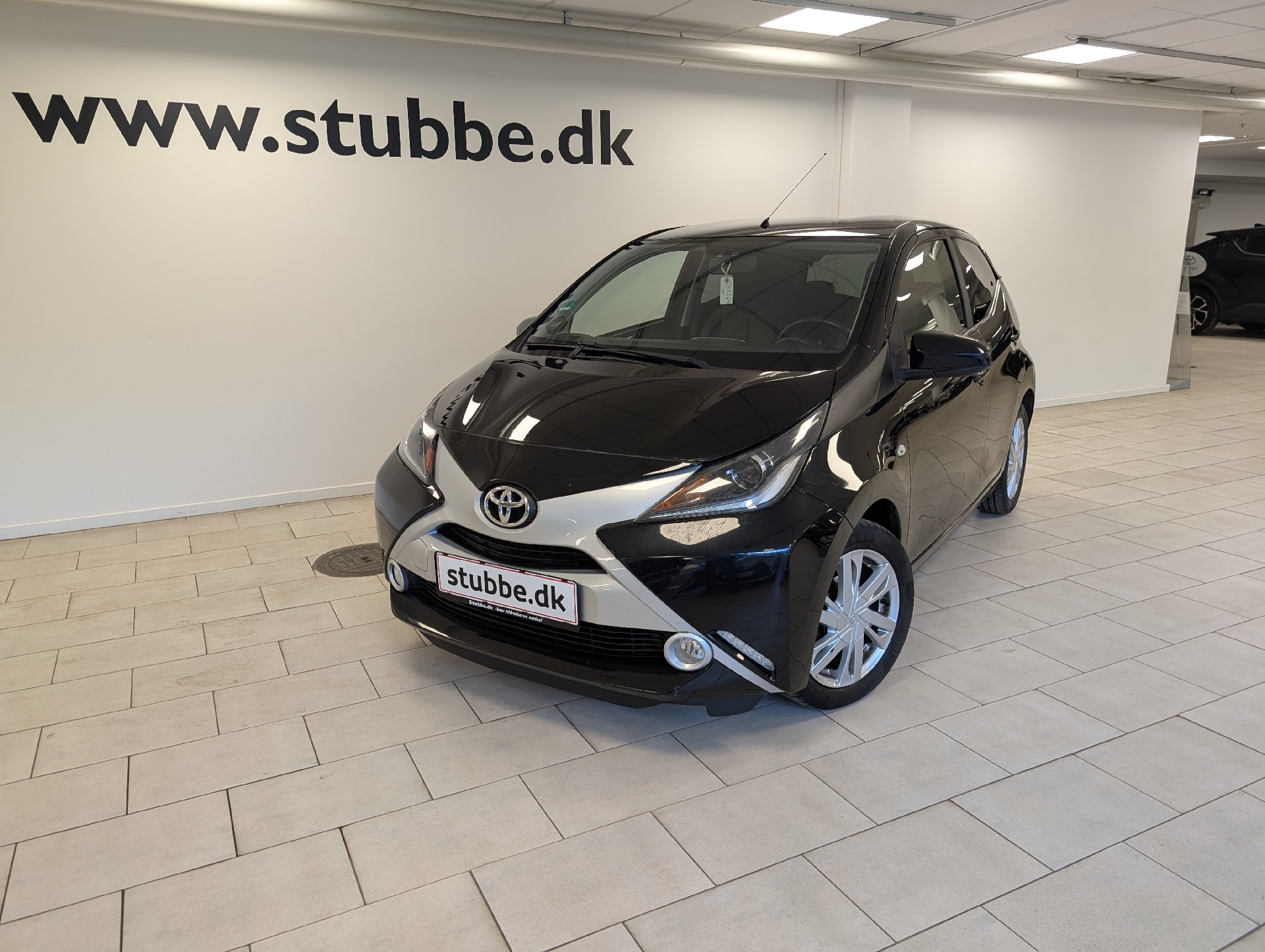 Billede af Toyota Aygo 1,0 VVT-I X-Black II 69HK 5d