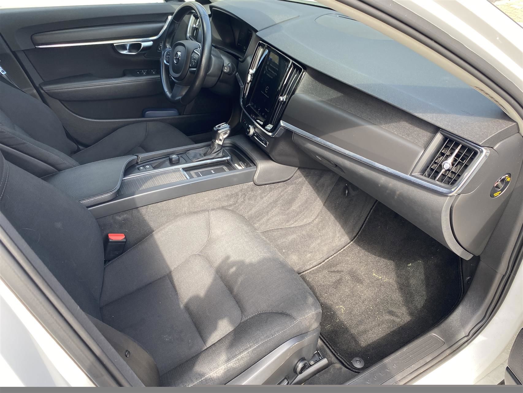 Billede af Volvo V90 2,0 D3 Kinetic 150HK Stc 6g Aut.