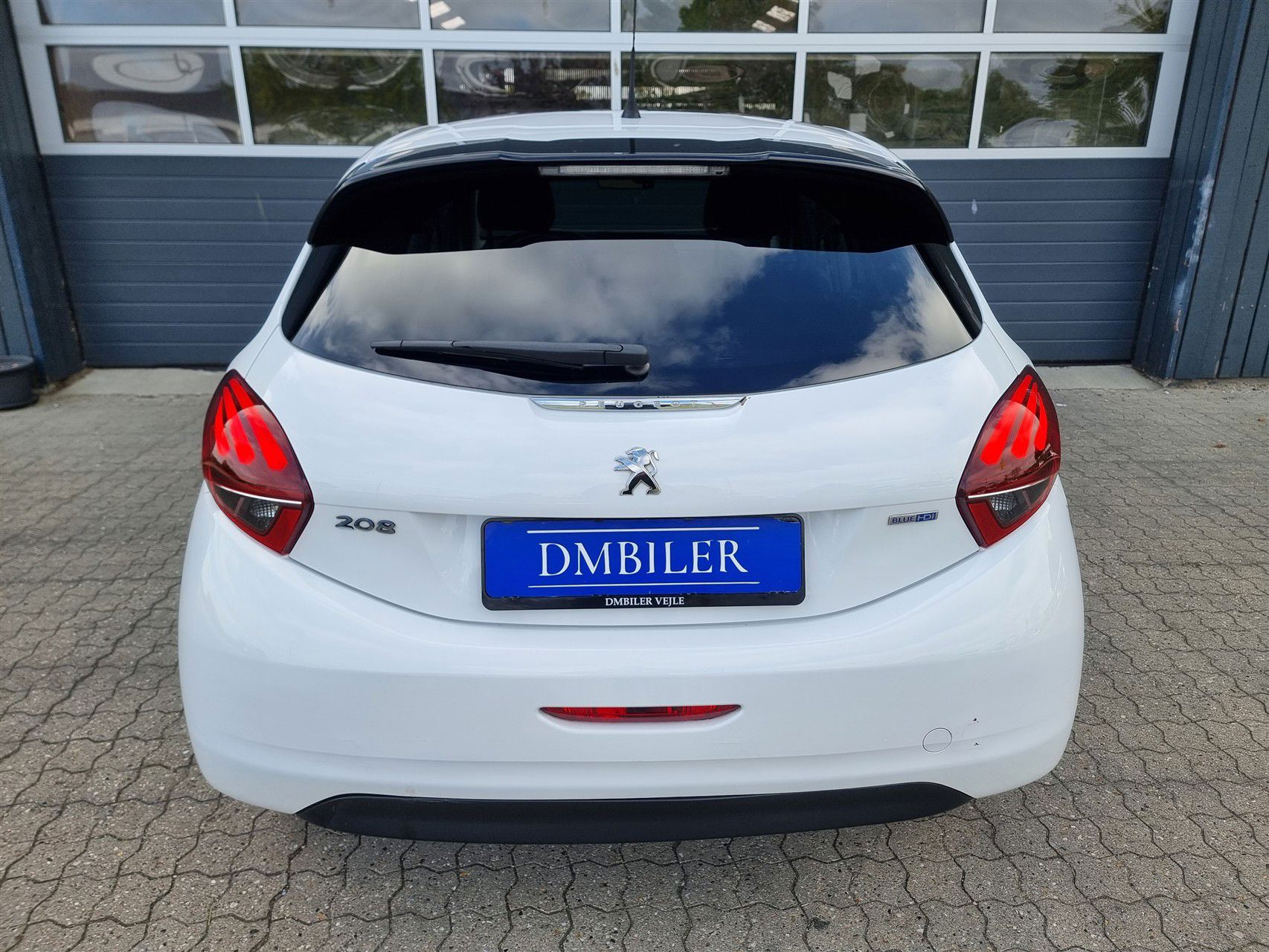 Billede af Peugeot 208 1,6 BlueHDi Desire Sky 100HK 5d