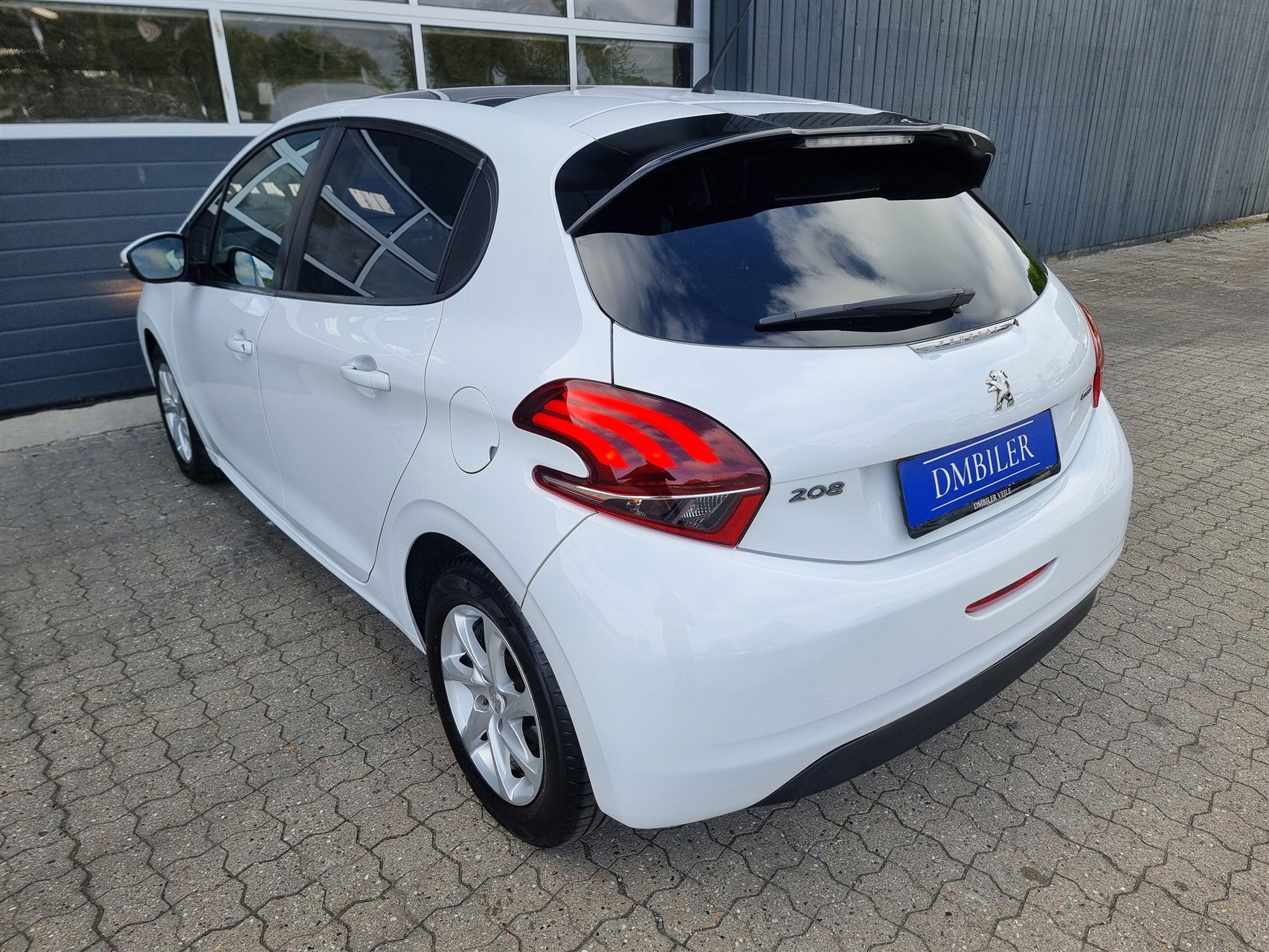 Billede af Peugeot 208 1,6 BlueHDi Desire Sky 100HK 5d