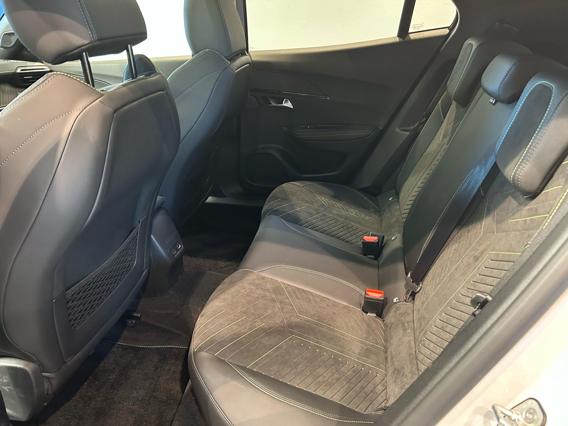Billede af Peugeot e-2008 EL GT Sky 156HK 5d Aut.