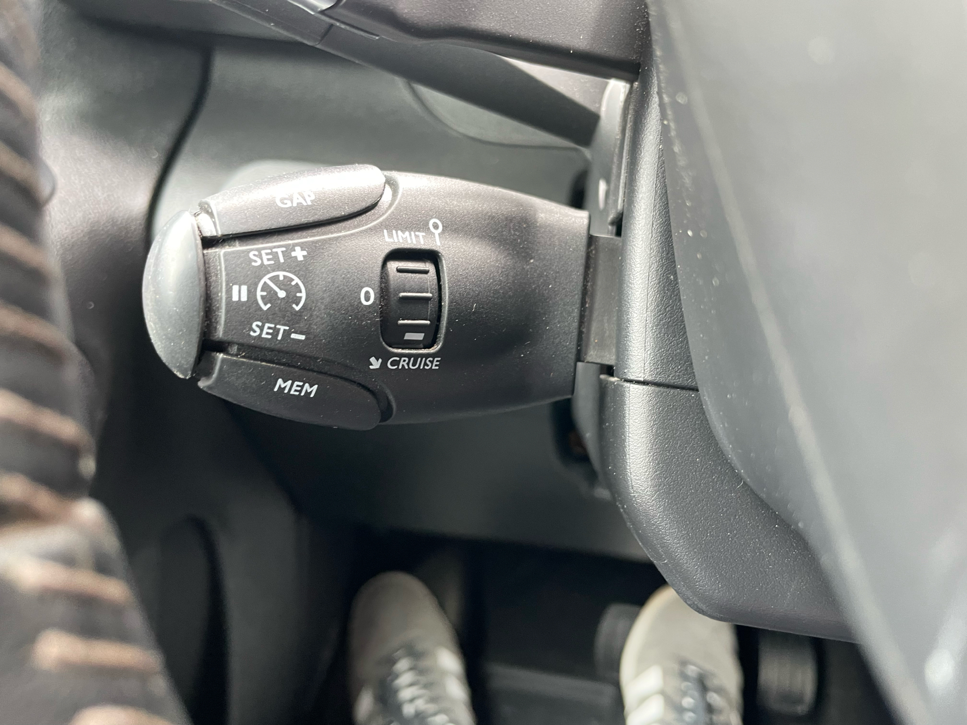 Billede af Peugeot Partner L2 V2 1,5 BlueHDi Ultimate EAT8 130HK Van 8g Aut.