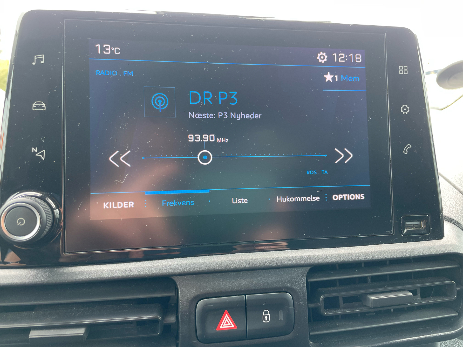 Billede af Peugeot Partner L2 V2 1,5 BlueHDi Ultimate EAT8 130HK Van 8g Aut.