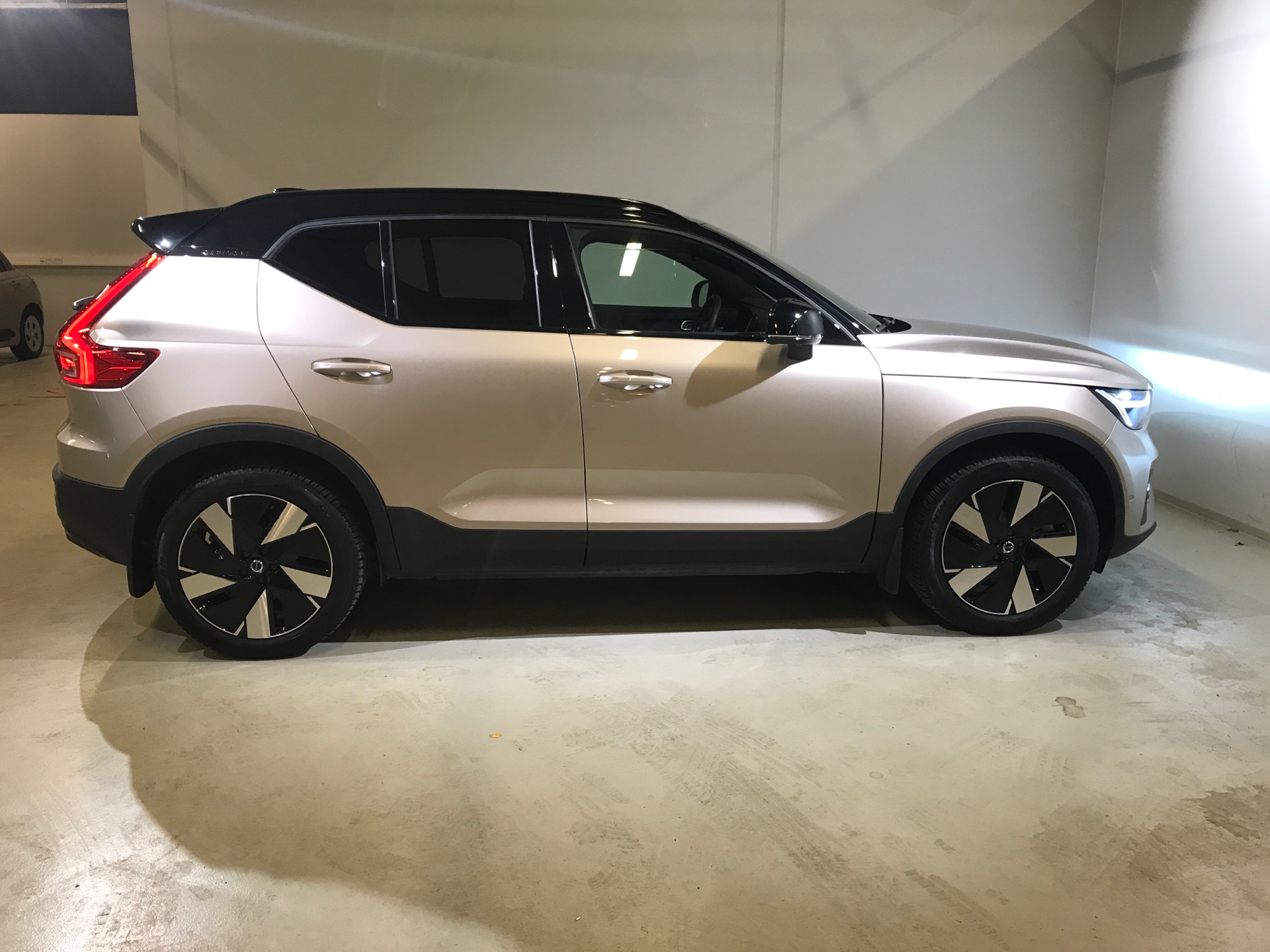 Billede af Volvo XC40 Recharge Extended Range Ultimate 252HK 5d Aut.