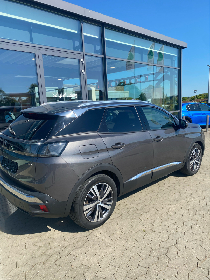 Billede af Peugeot 3008 1,6 PureTech  Plugin-hybrid Allure Pack EAT8 225HK 5d 8g Aut.