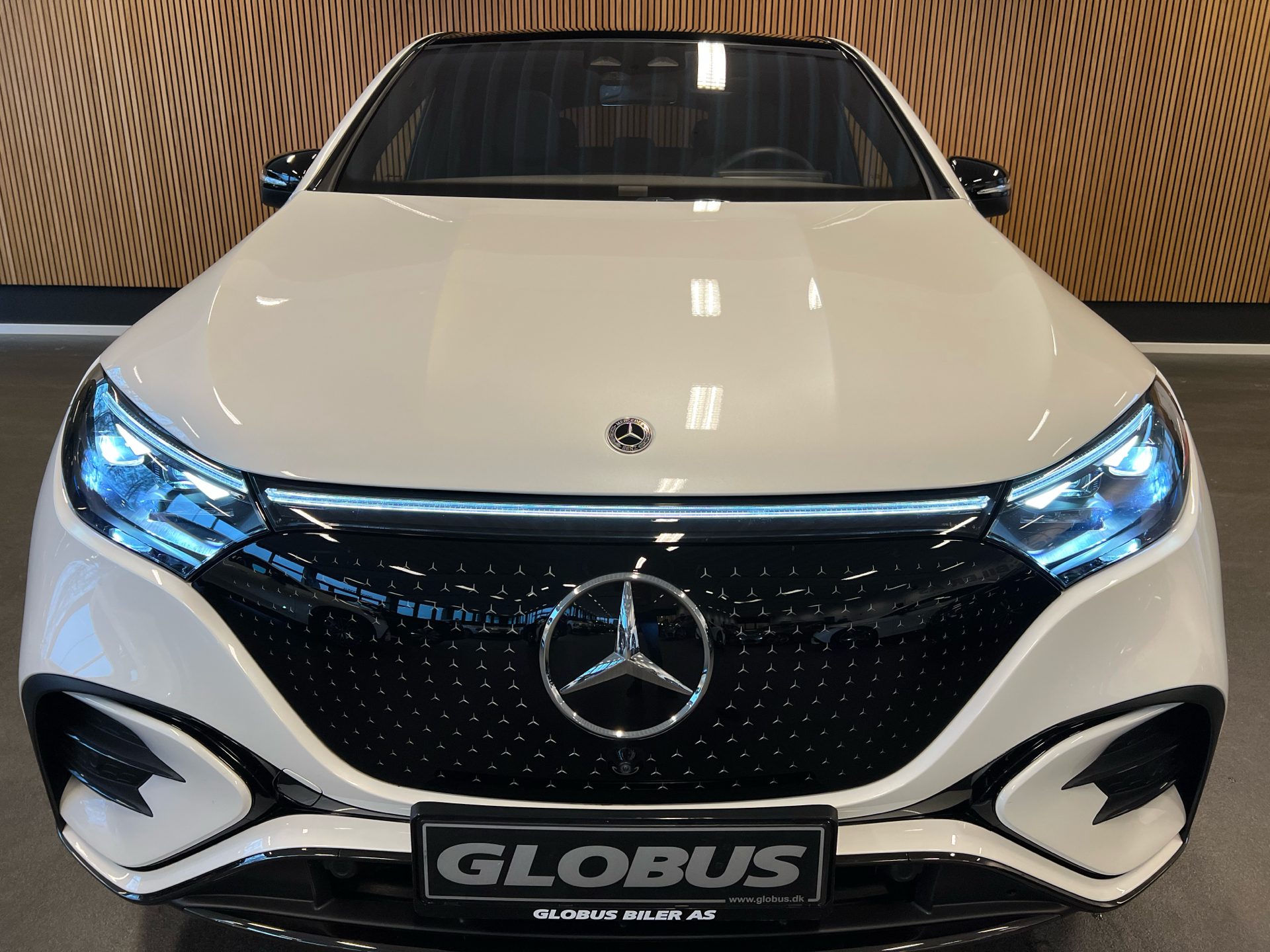 Billede af Mercedes-Benz EQE 350 EL AMG Premium Plus 4Matic 292HK 5d Aut.