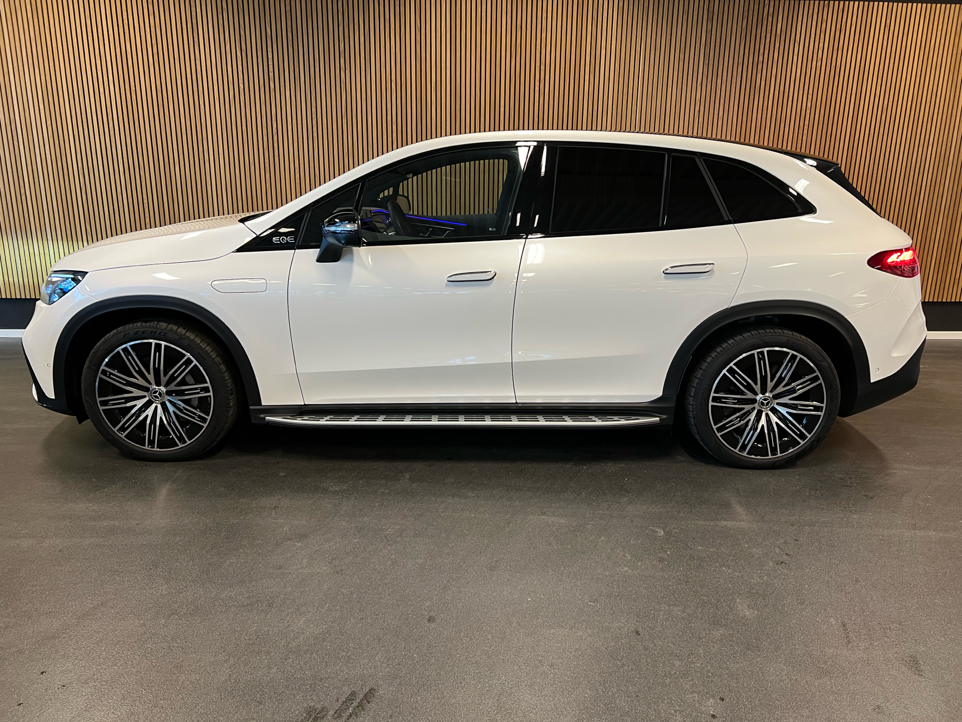 Billede af Mercedes-Benz EQE 350 EL AMG Premium Plus 4Matic 292HK 5d Aut.
