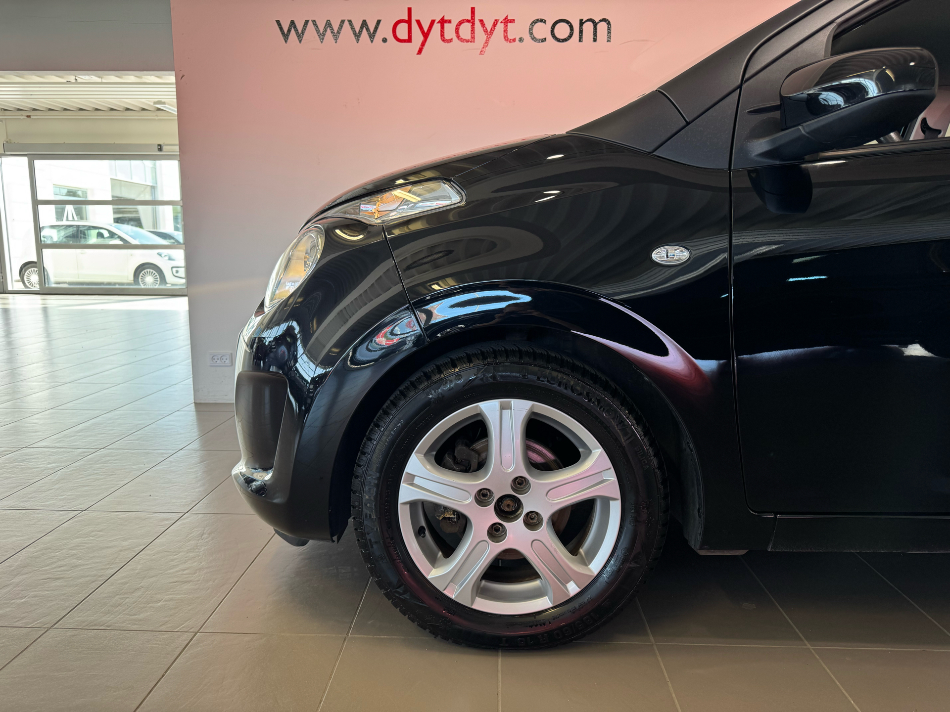 Billede af Citroën C1 1,0 VTi Triumph 72HK 5d