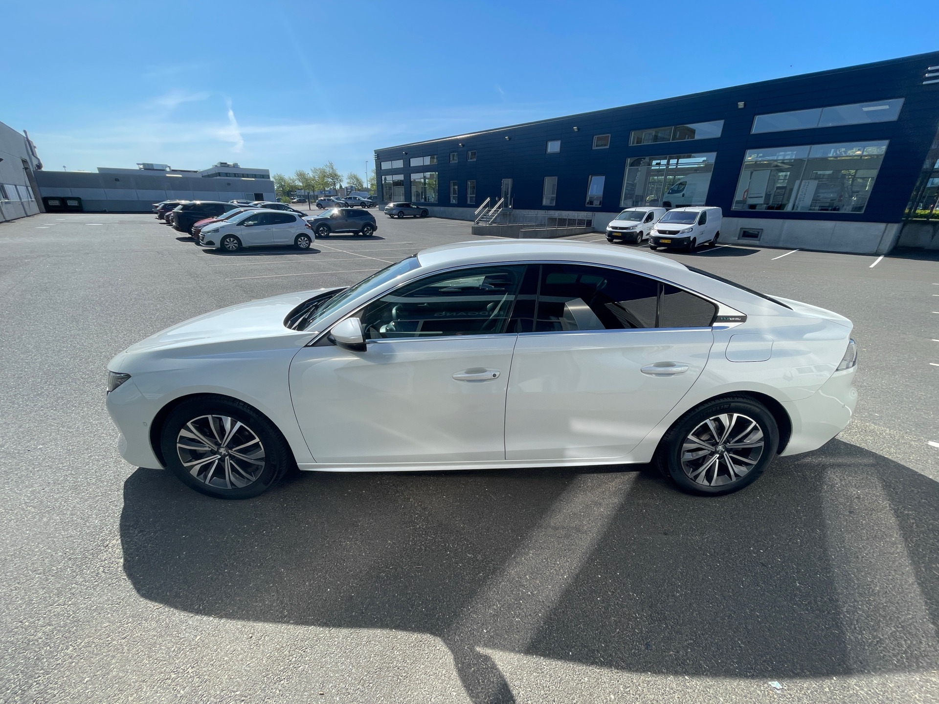 Billede af Peugeot 508 1,6 PureTech  Plugin-hybrid Allure Pack EAT8 start/stop 225HK 8g Aut.