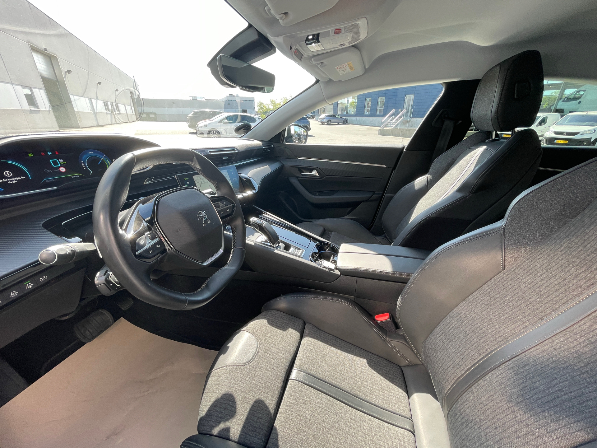 Billede af Peugeot 508 1,6 PureTech  Plugin-hybrid Allure Pack EAT8 start/stop 225HK 8g Aut.