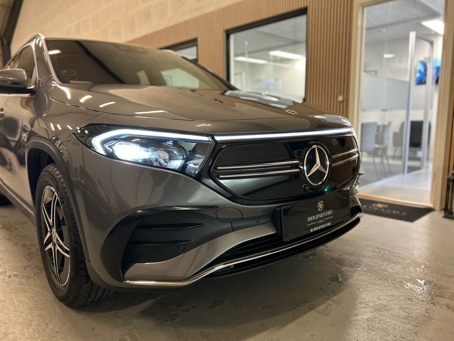 Billede af Mercedes-Benz EQA 250 EL AMG Line 190HK 5d Aut.