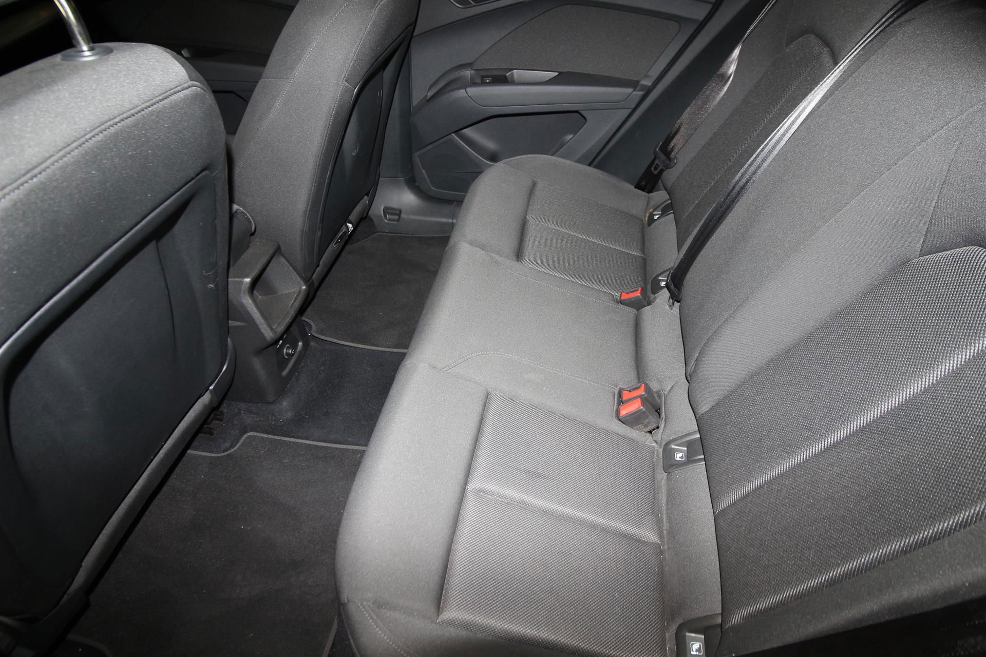 Billede af Audi Q4 35 E-tron 170HK 5d Aut.