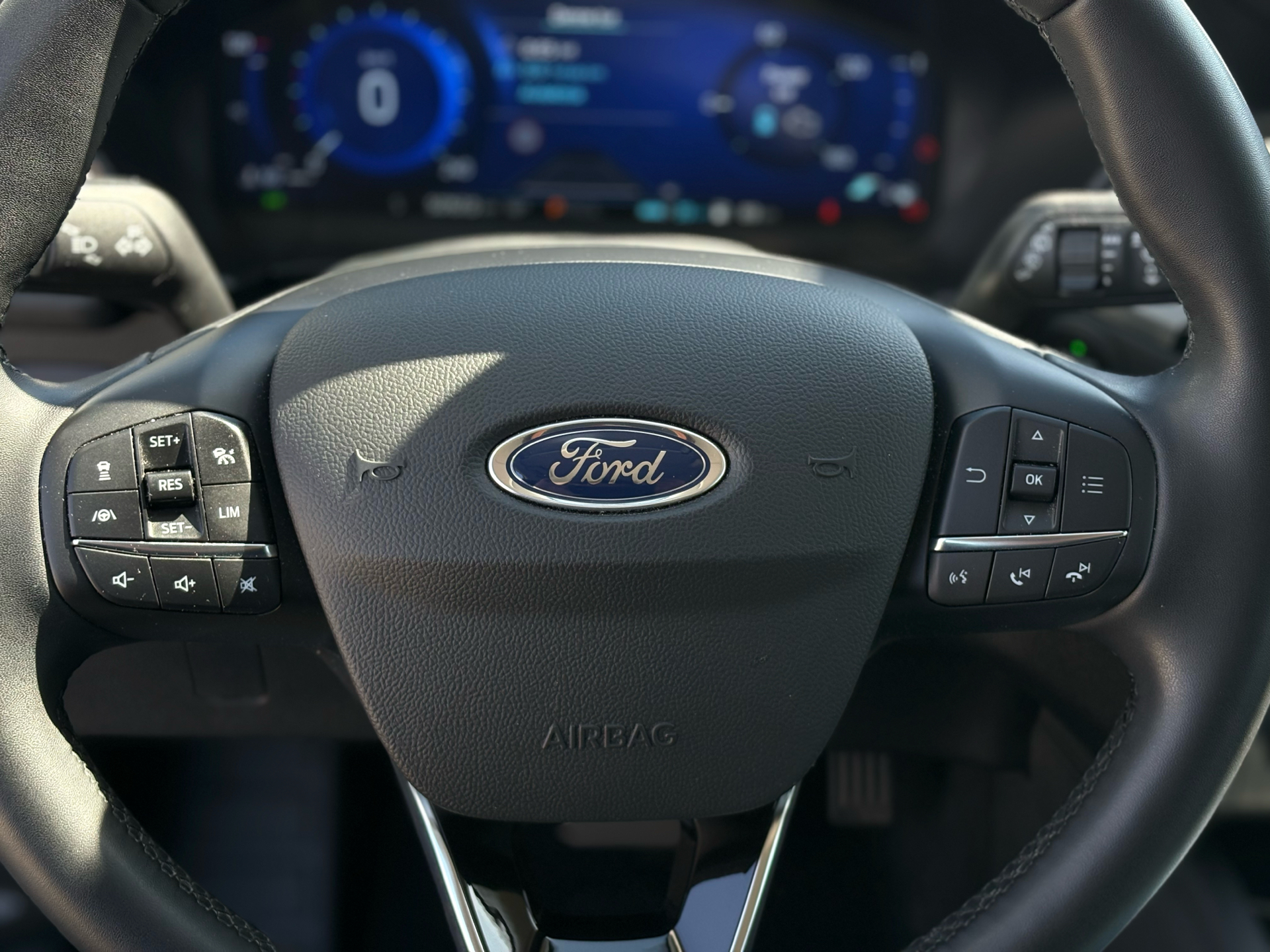 Billede af Ford Kuga 2,5 Plugin-hybrid Titanium CVT 225HK 5d Trinl. Gear