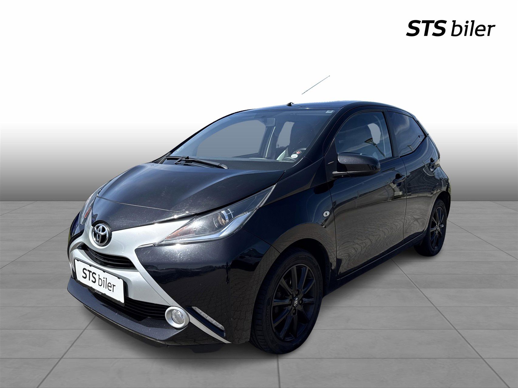 Billede af Toyota Aygo 1,0 VVT-I X-Black 69HK 5d