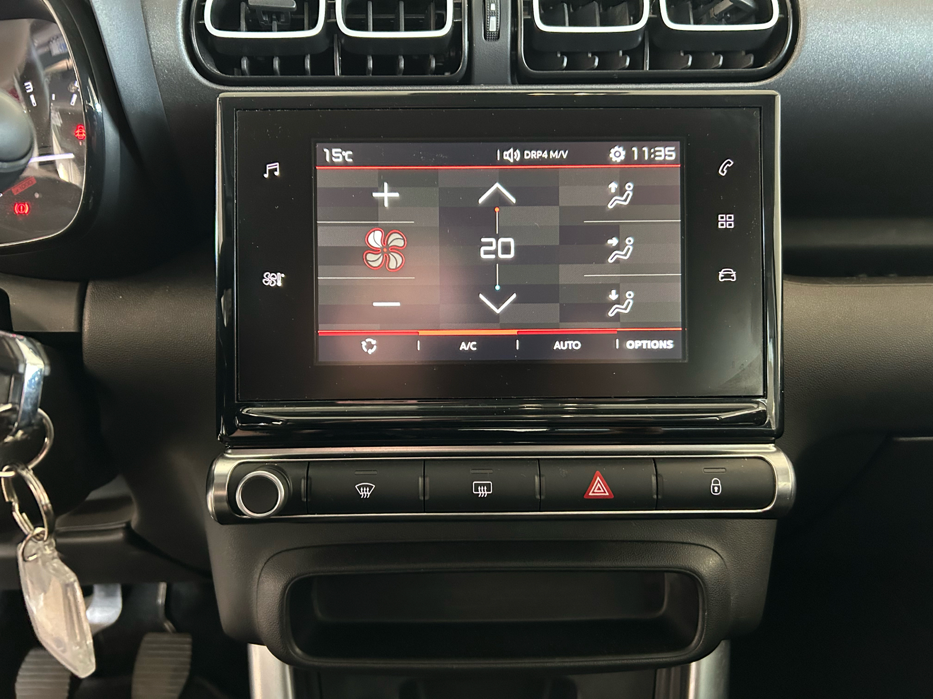 Billede af Citroën C3 Aircross 1,6 Blue HDi Iconic start/stop 100HK 5d